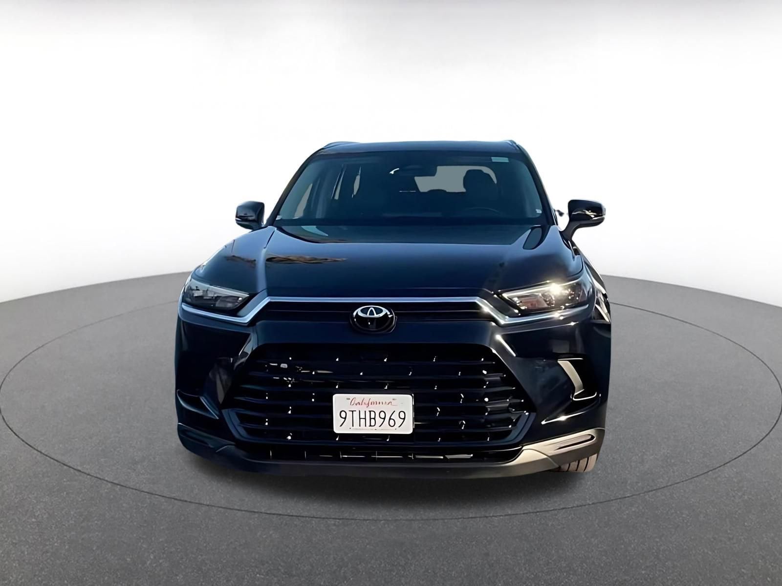 Thumbnail: 2025 Toyota Grand Highlander - 4