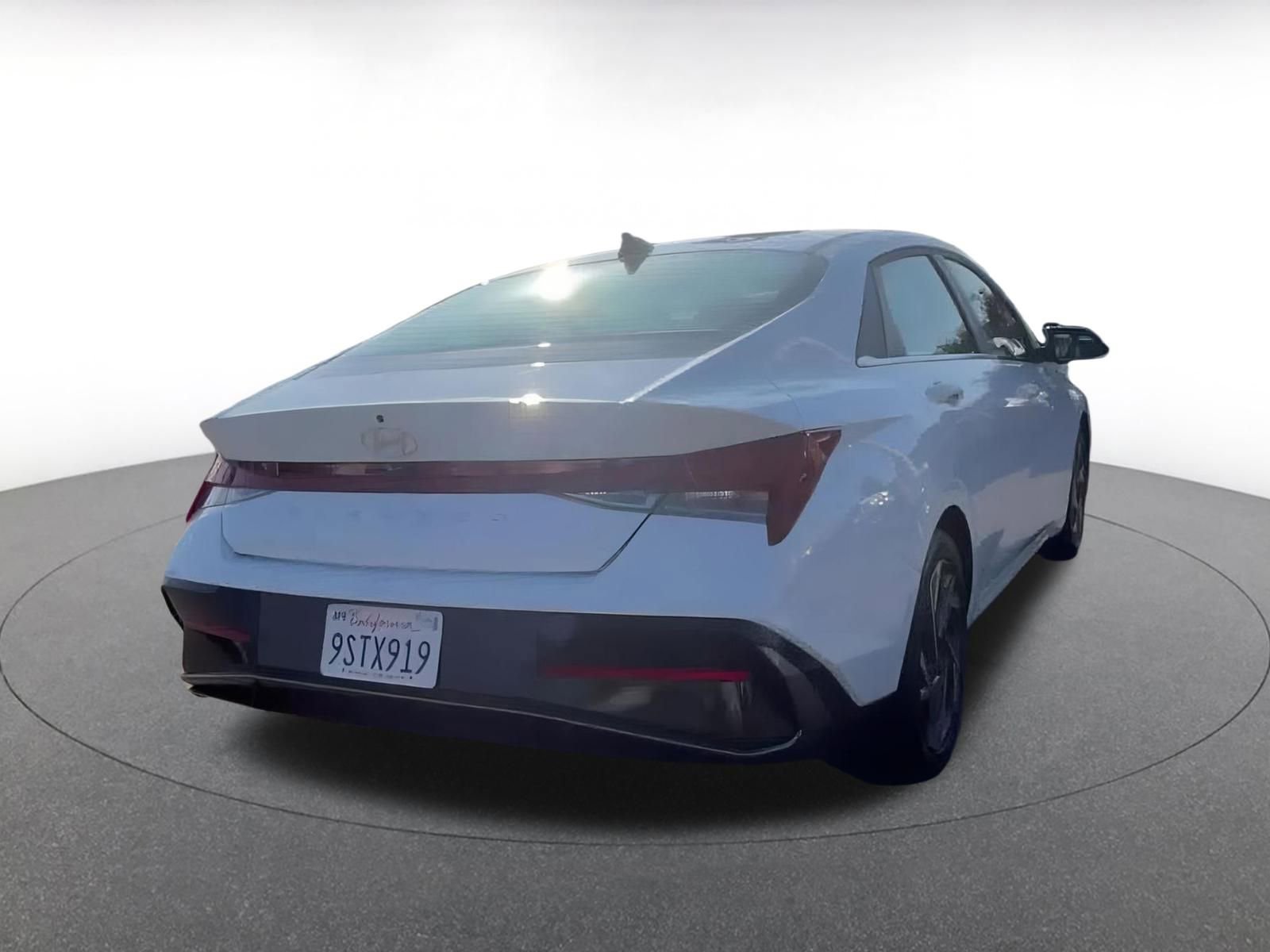 Thumbnail: 2025 Hyundai Elantra - 14