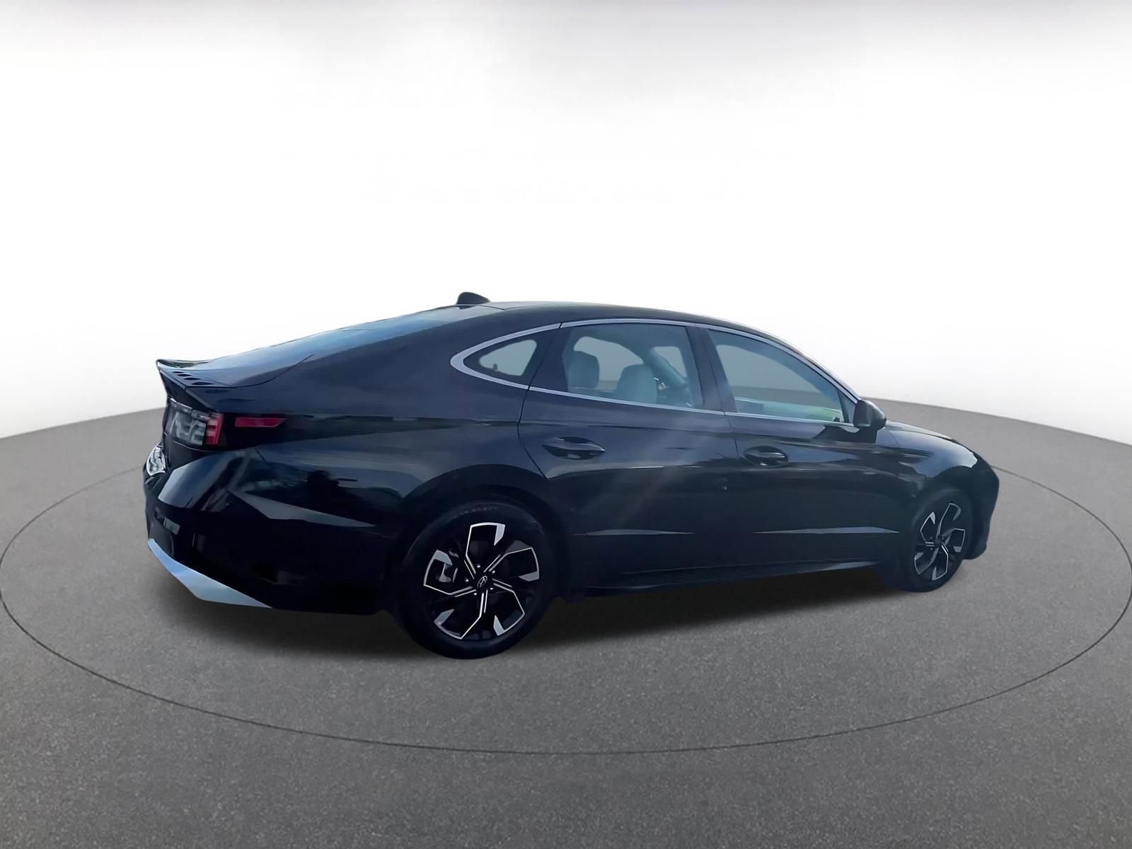 Thumbnail: 2025 Hyundai Sonata - 15