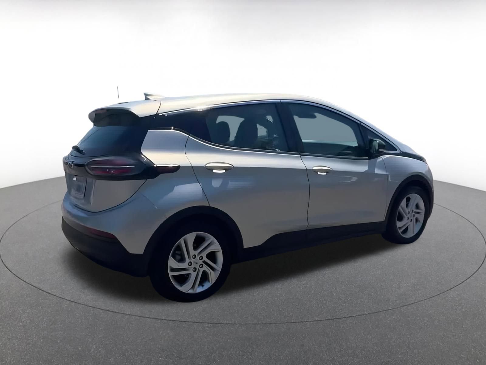 Thumbnail: 2023 Chevrolet Bolt EV - 11