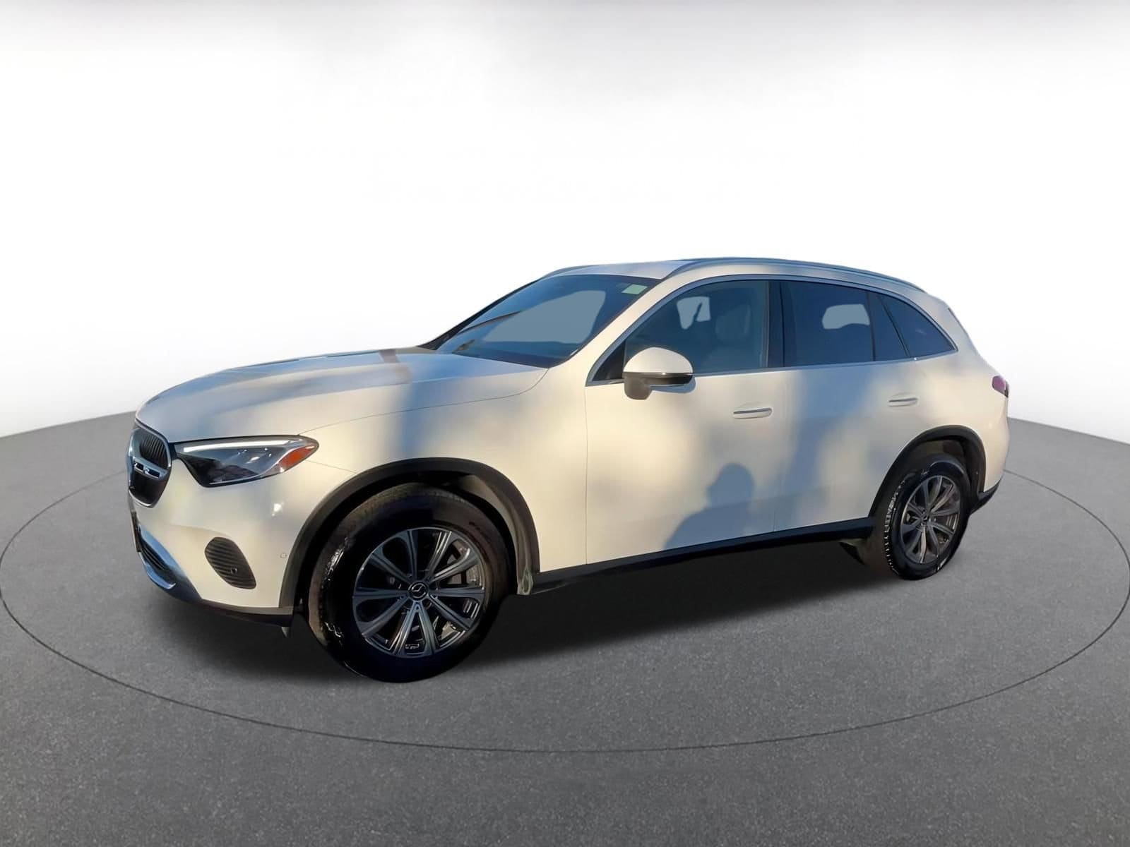 Thumbnail: 2024 Mercedes-Benz GLC - 8