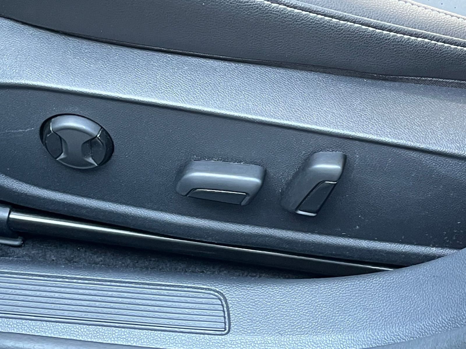 Thumbnail: 2025 Volkswagen Jetta - 23