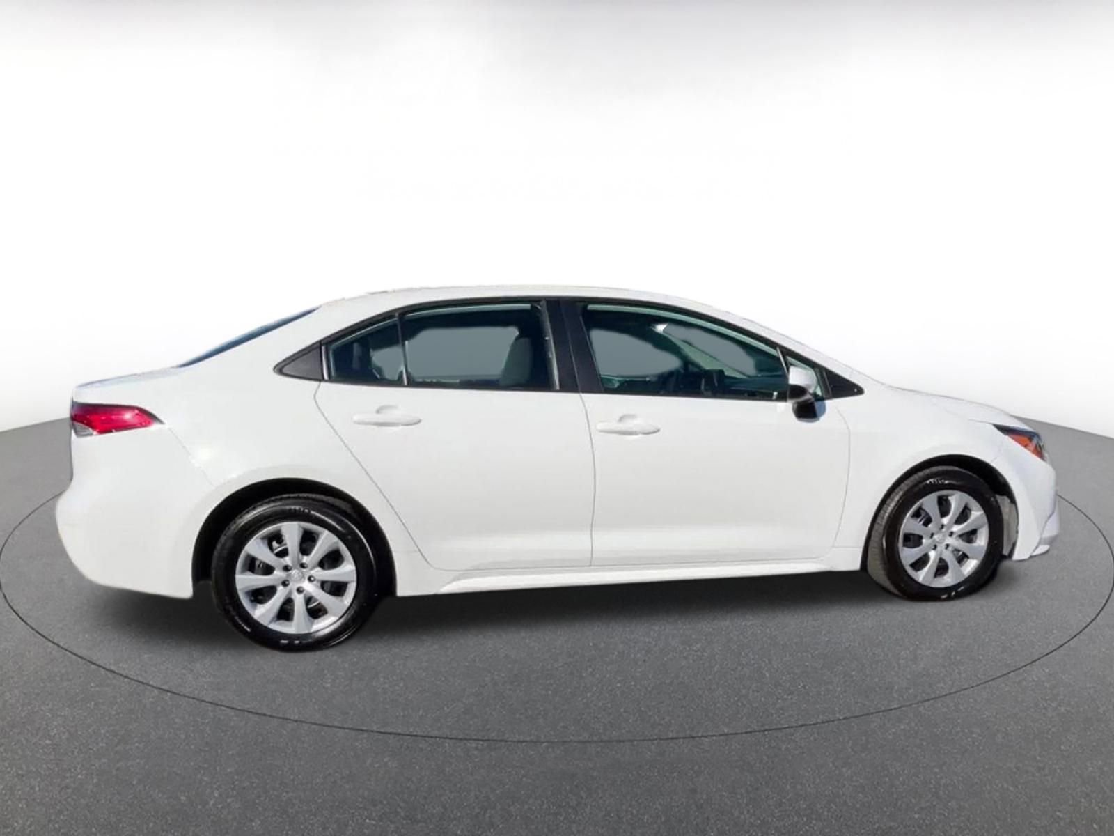 Thumbnail: 2023 Toyota Corolla - 16