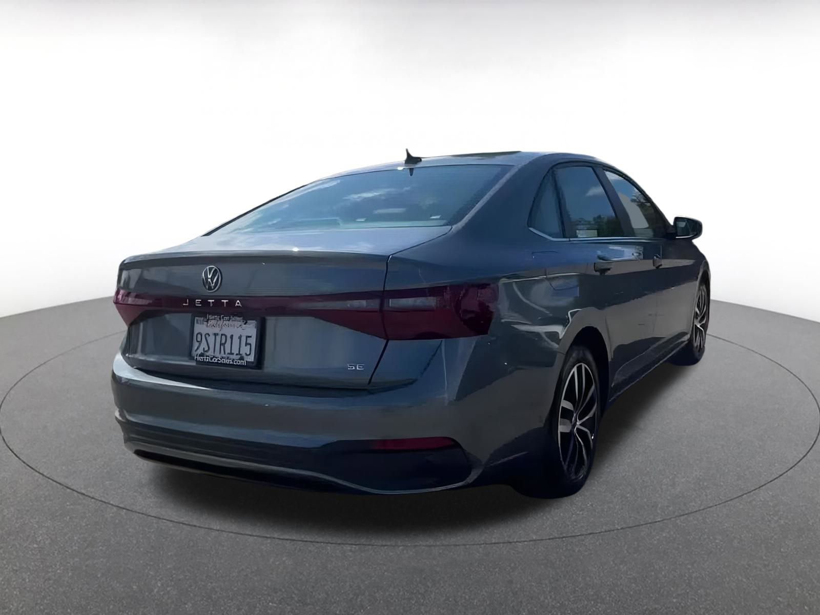 Thumbnail: 2025 Volkswagen Jetta - 14