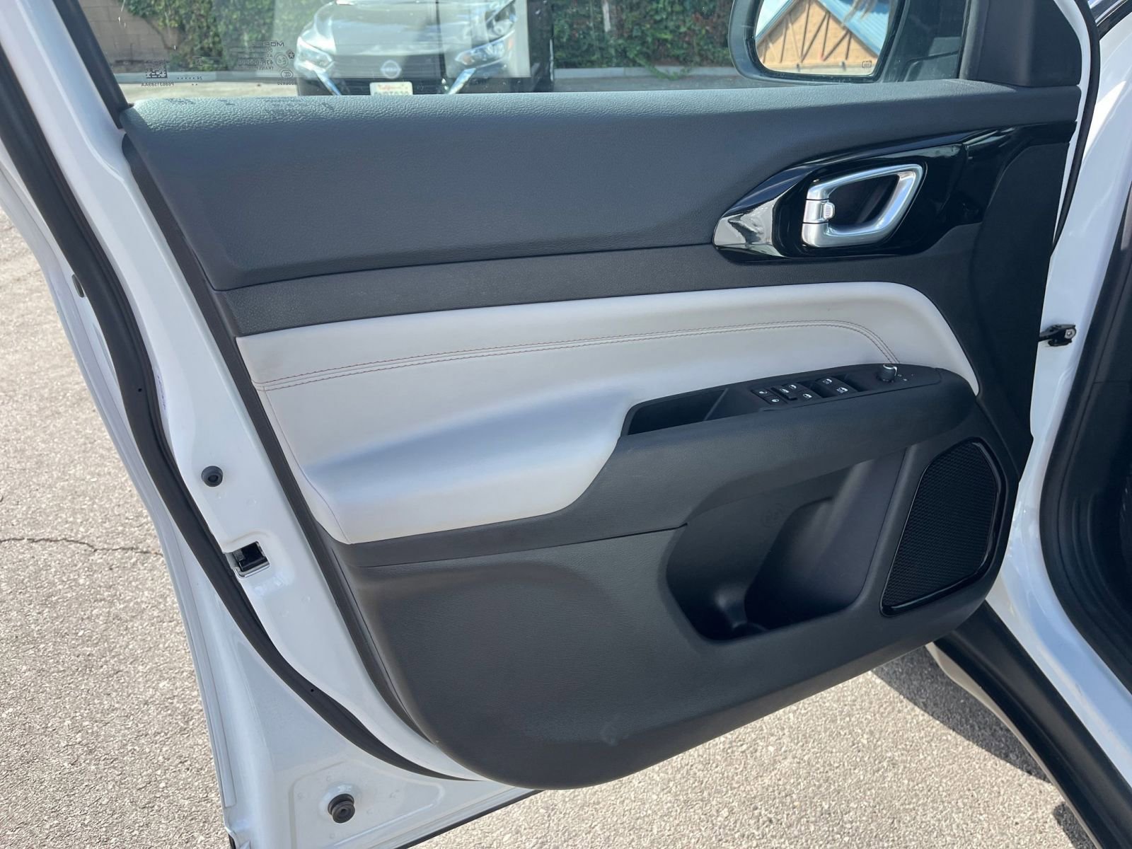 Thumbnail: 2025 Jeep Compass - 20