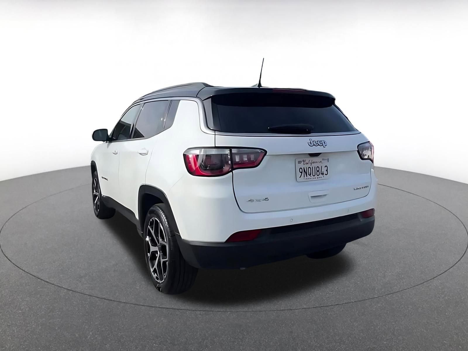 Thumbnail: 2025 Jeep Compass - 11