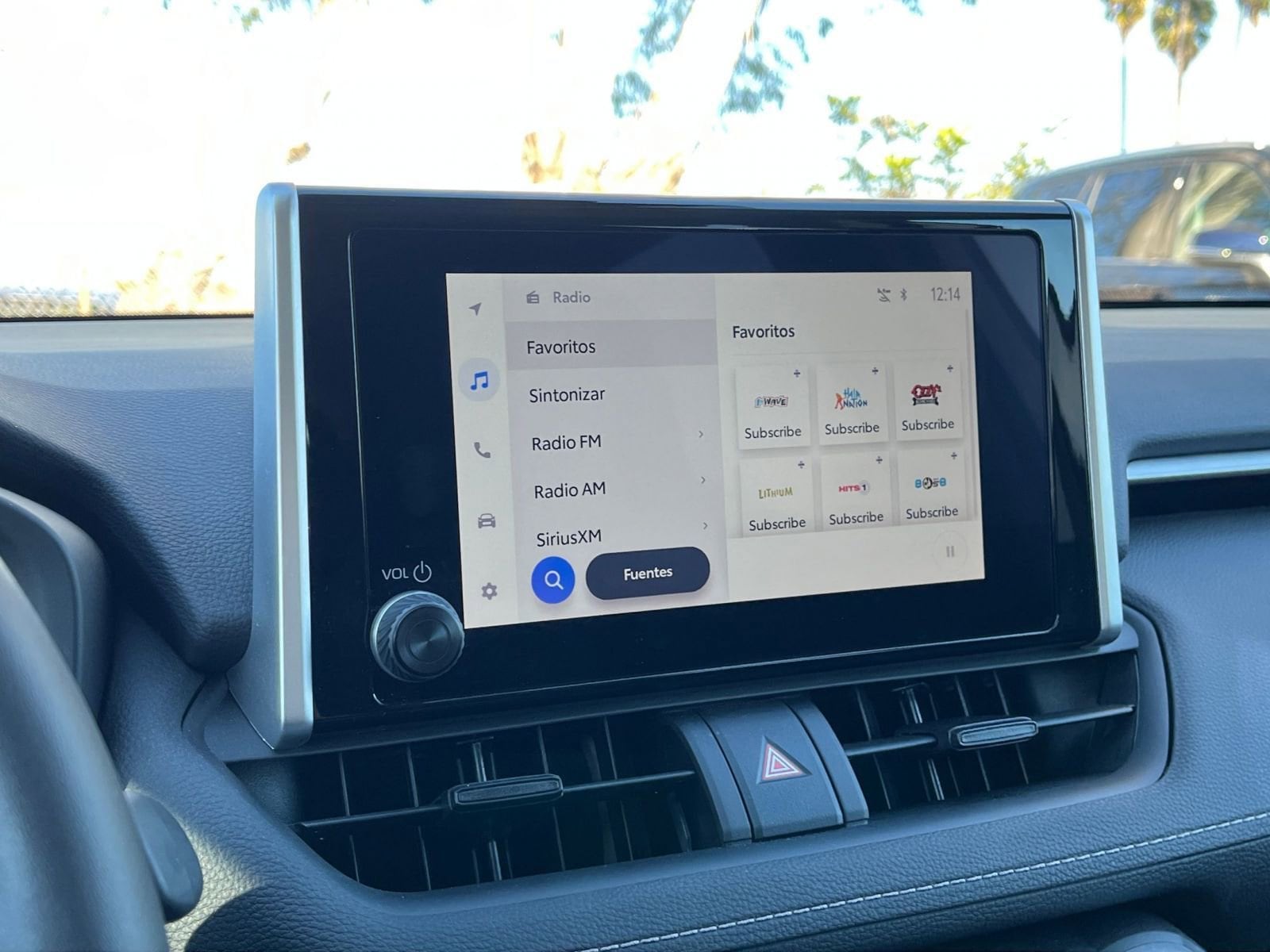 Thumbnail: 2025 Toyota RAV4 - 21