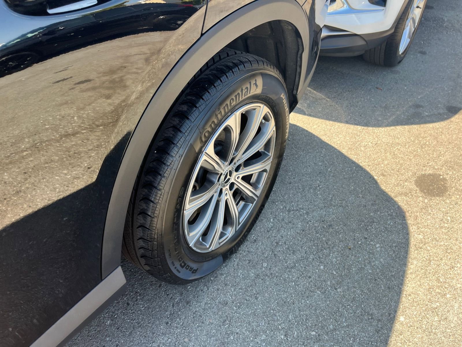 Thumbnail: 2024 Mercedes-Benz GLC - 30