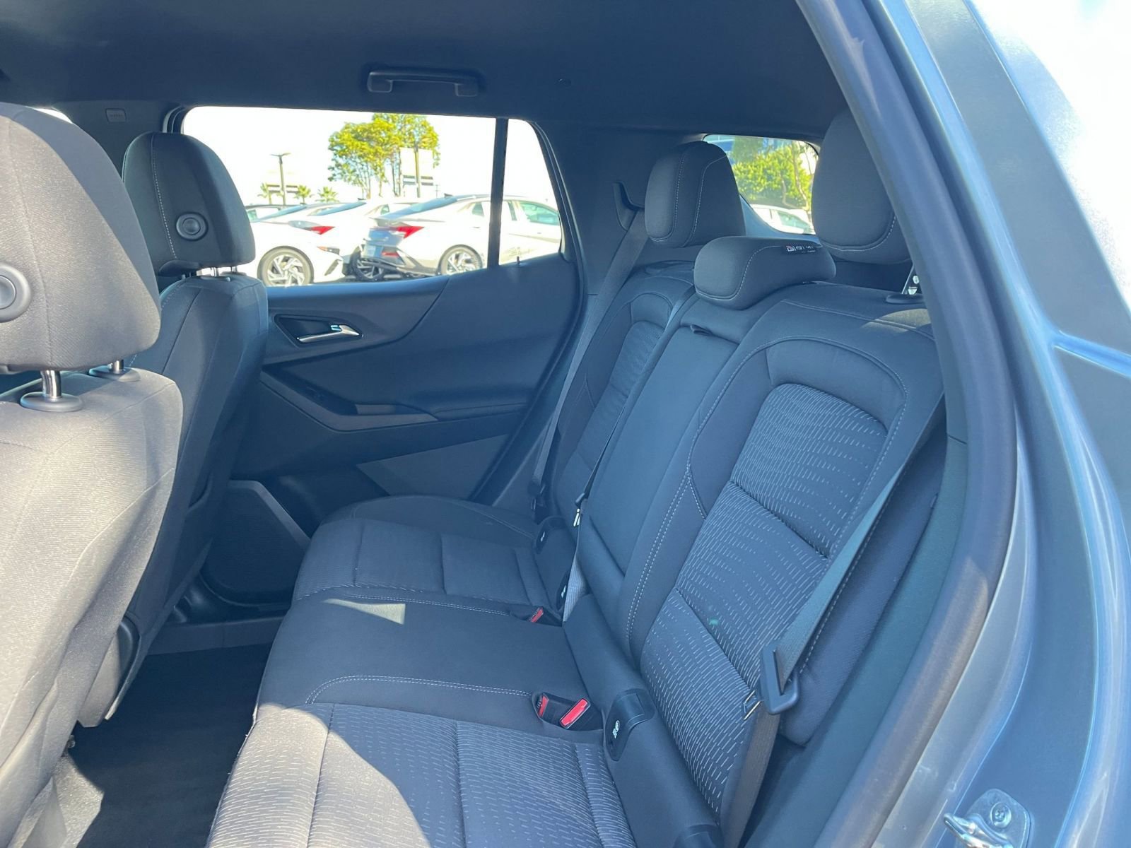 Thumbnail: 2025 Chevrolet Equinox - 25