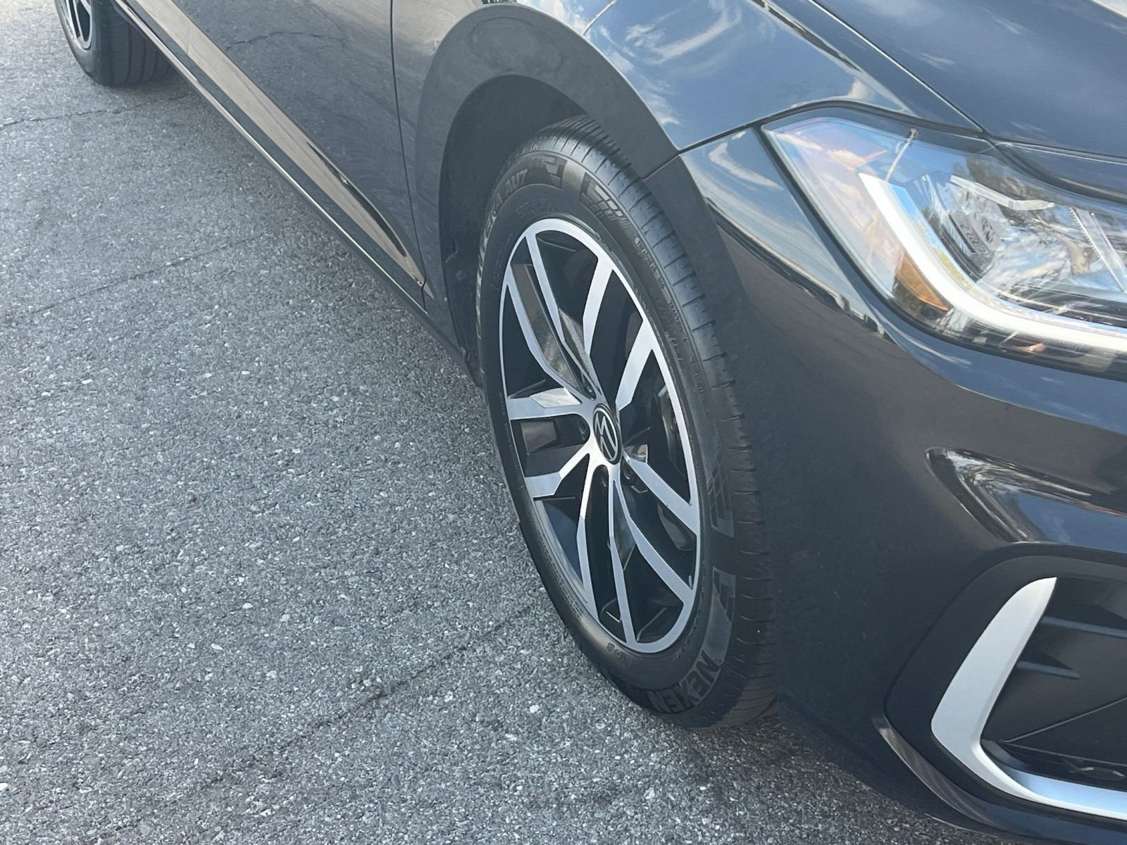 Thumbnail: 2025 Volkswagen Jetta - 30