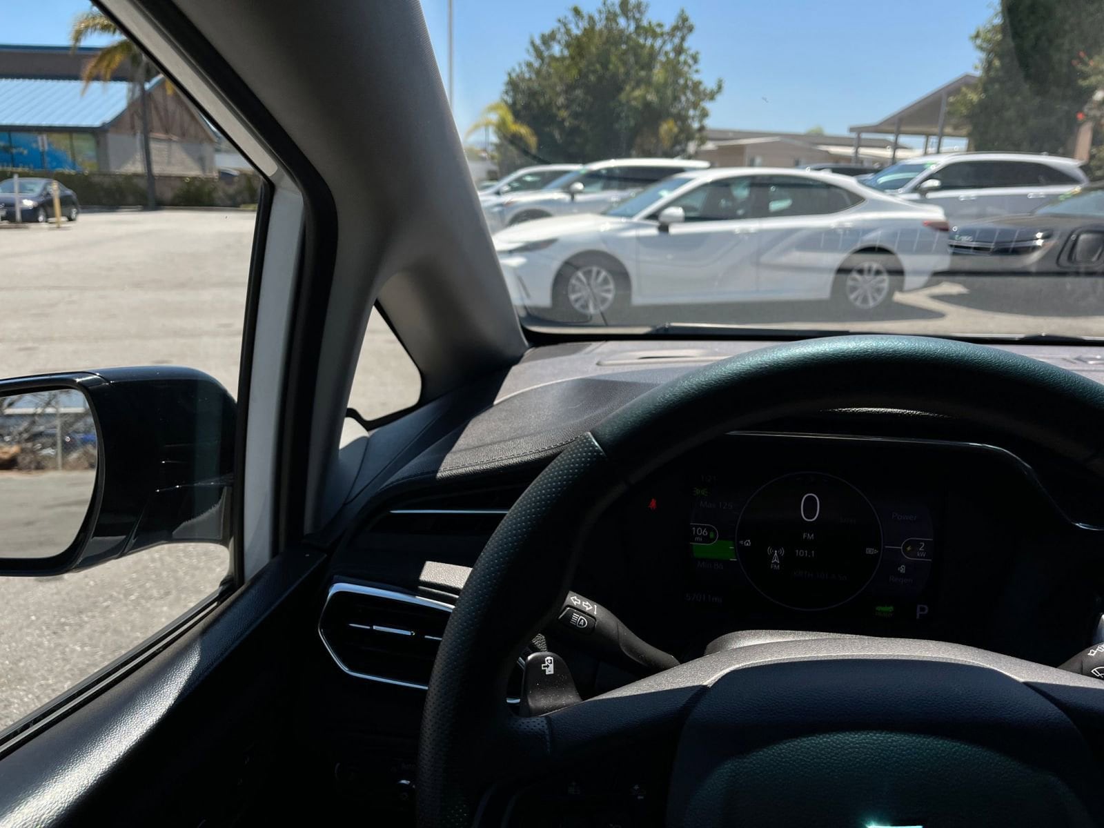 Thumbnail: 2023 Chevrolet Bolt EV - 33