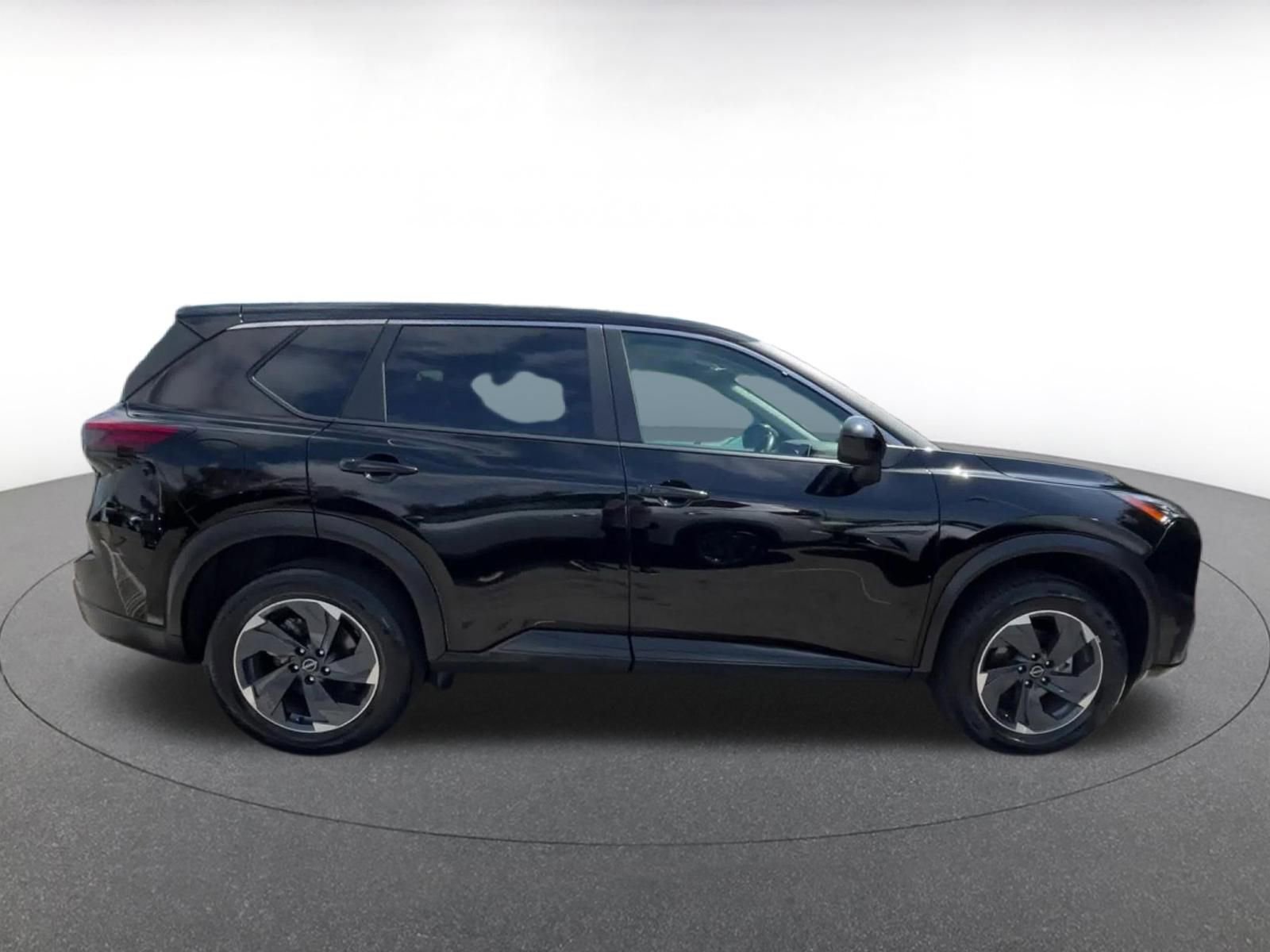 Thumbnail: 2025 Nissan Rogue - 16