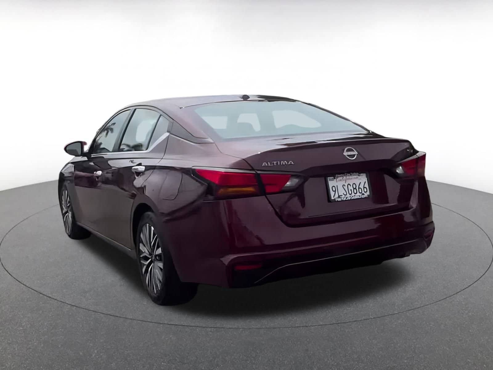 Thumbnail: 2024 Nissan Altima - 11