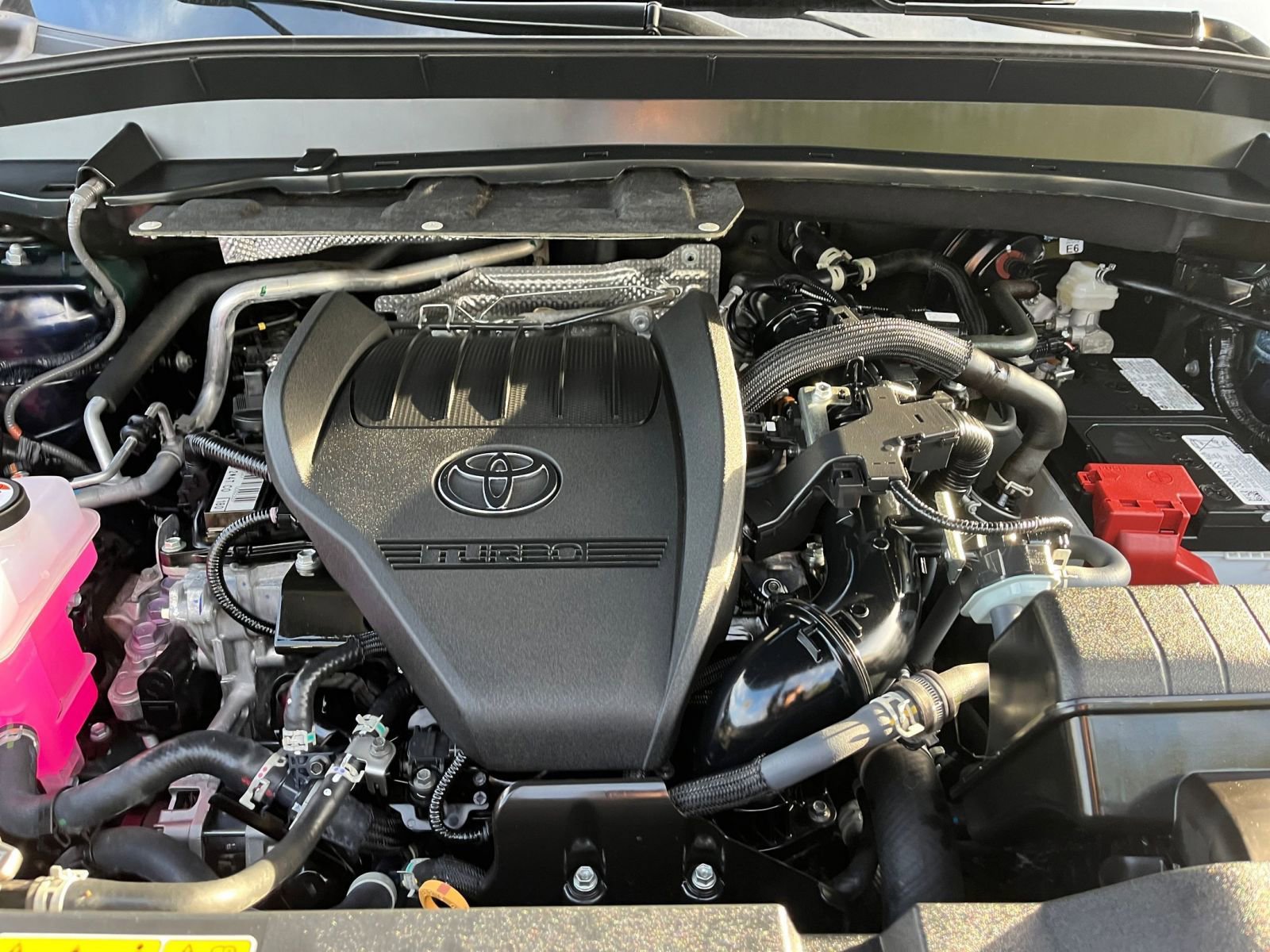 Thumbnail: 2025 Toyota Grand Highlander - 32