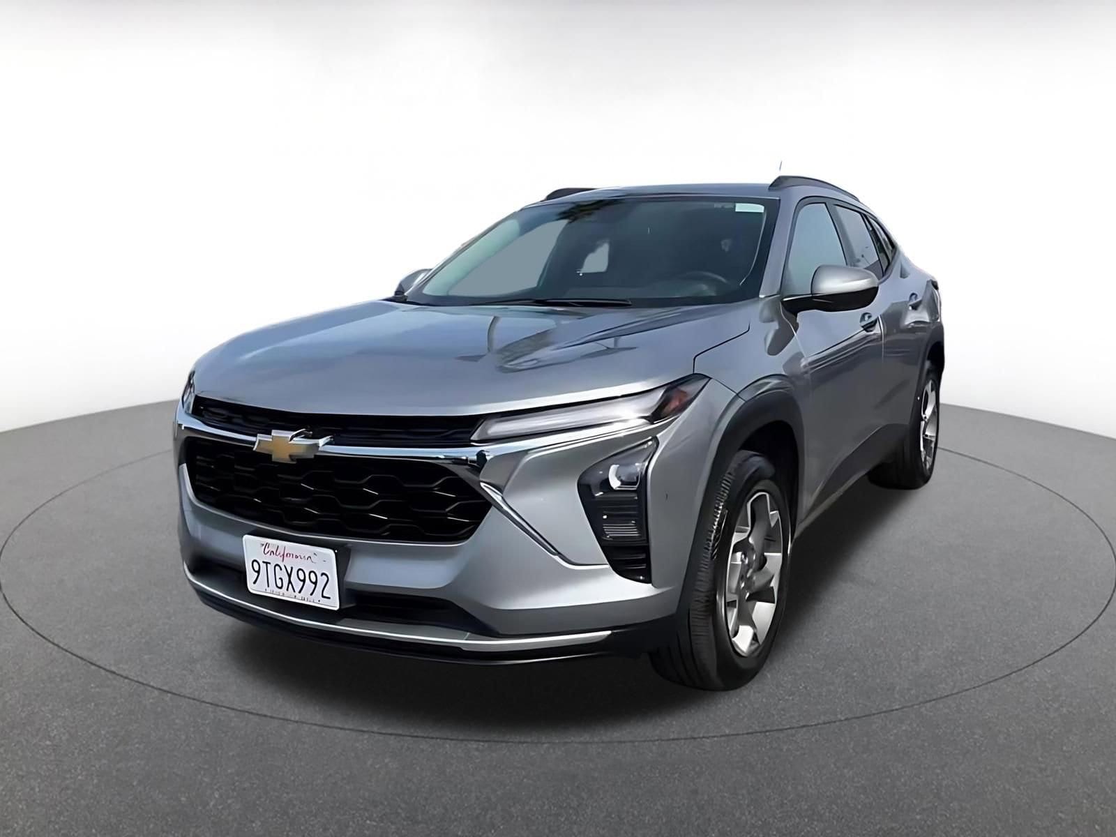 Thumbnail: 2025 Chevrolet Trax - 7