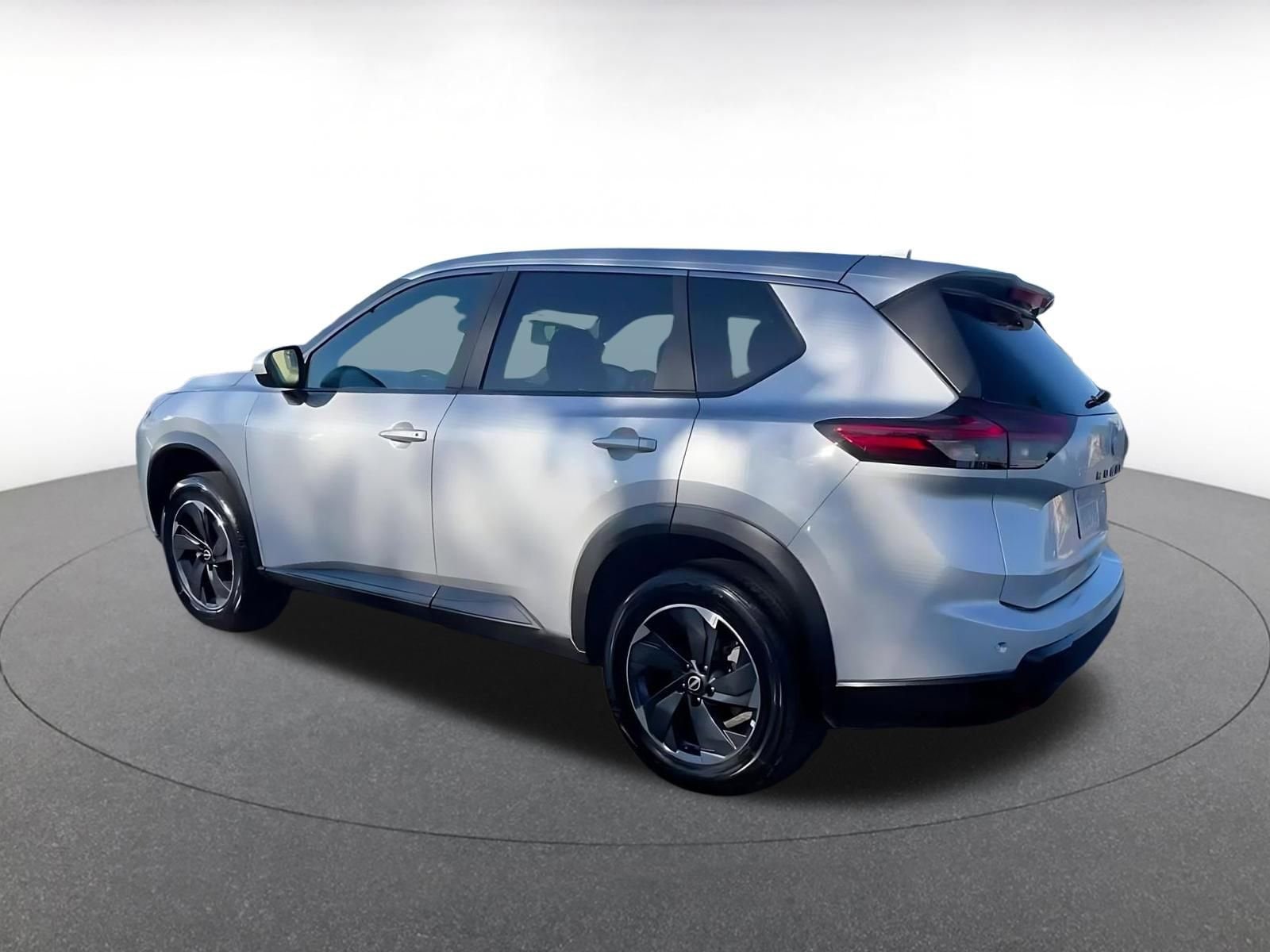 Thumbnail: 2025 Nissan Rogue - 10