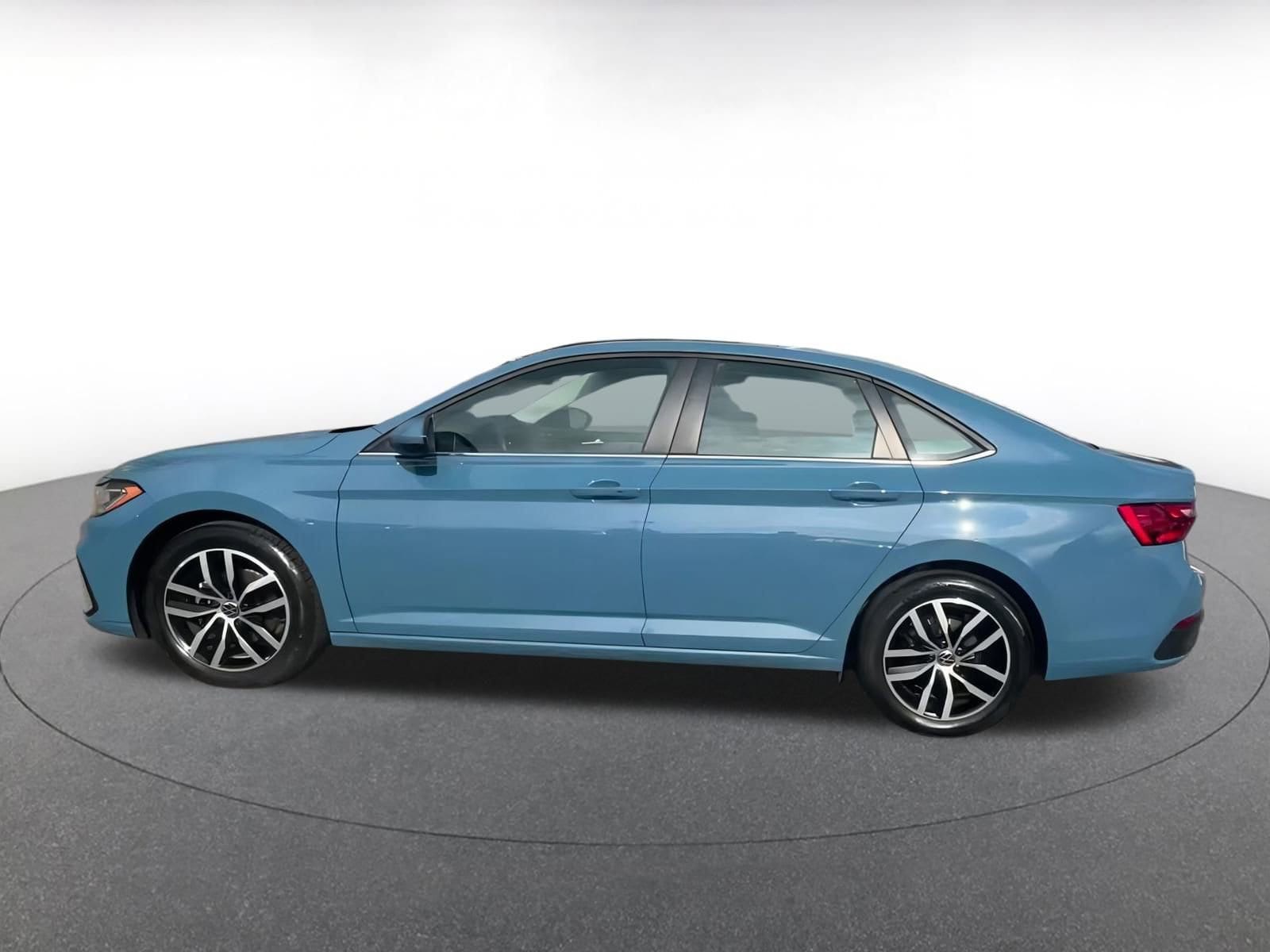 Thumbnail: 2025 Volkswagen Jetta - 9