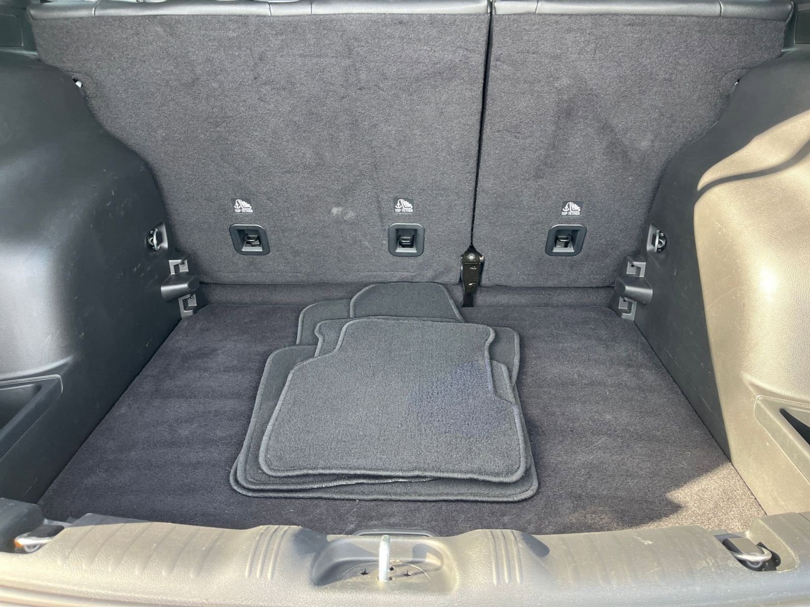 Thumbnail: 2025 Jeep Compass - 31