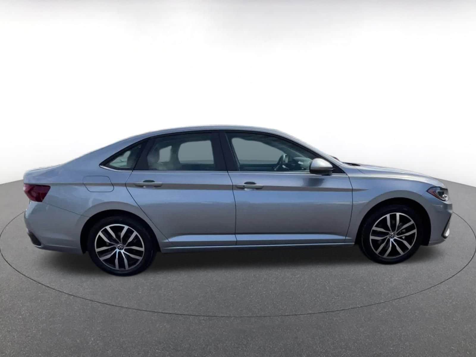 Thumbnail: 2025 Volkswagen Jetta - 16