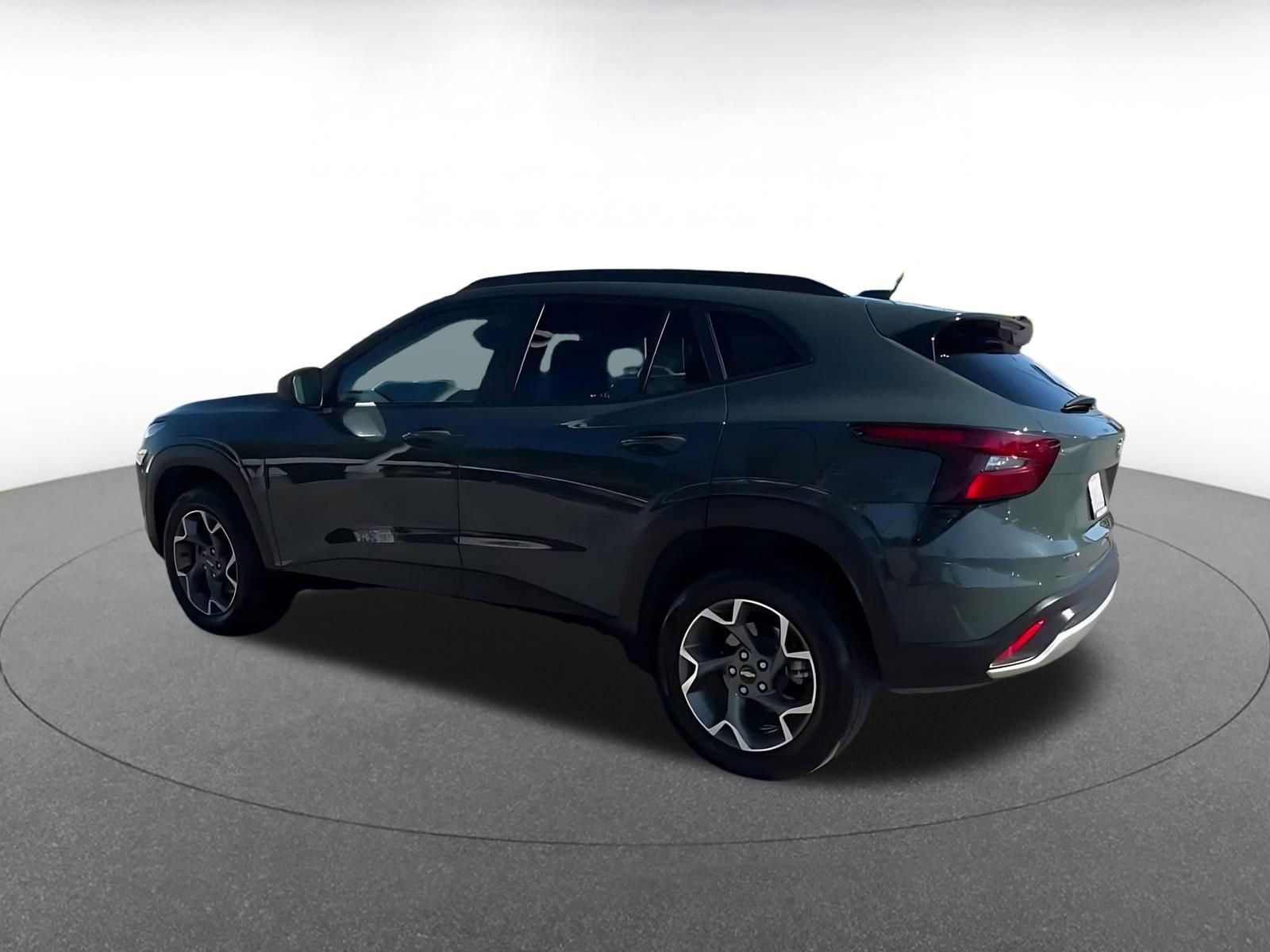 Thumbnail: 2025 Chevrolet Trax - 10