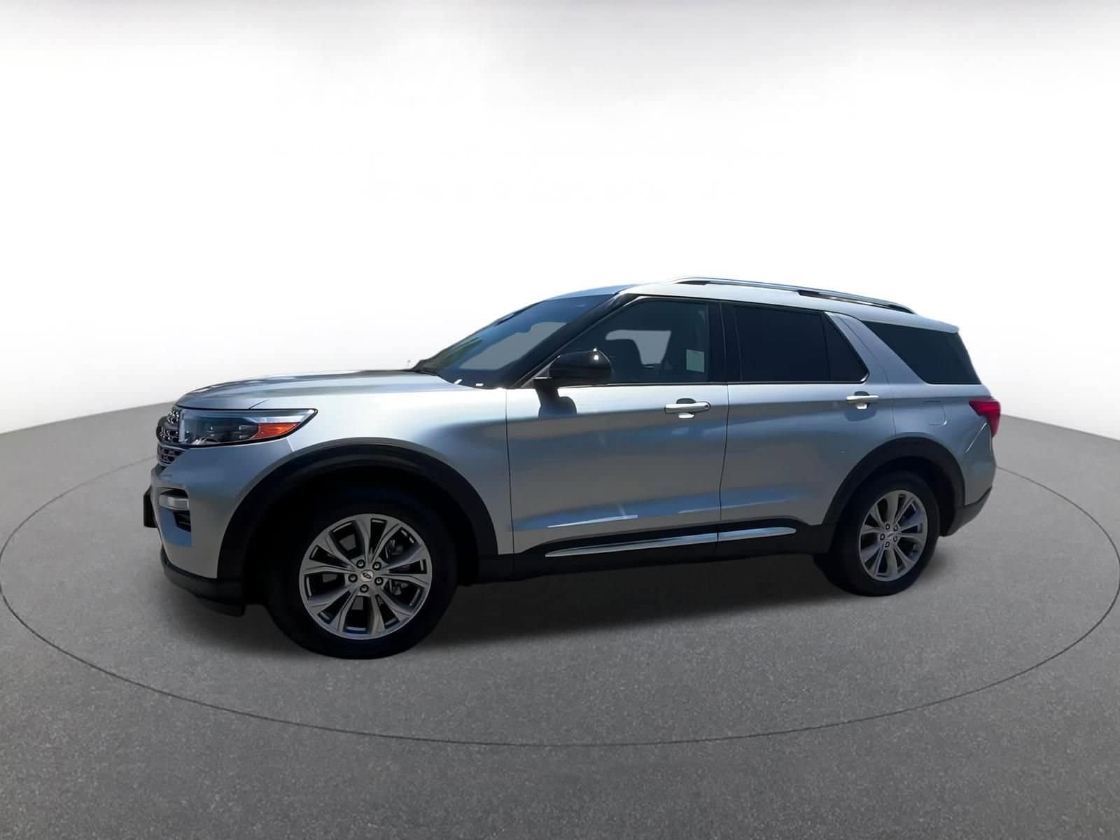 Thumbnail: 2023 Ford Explorer - 8