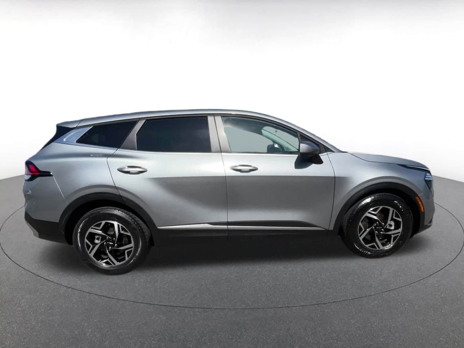 Thumbnail: 2024 Kia Sportage - 16