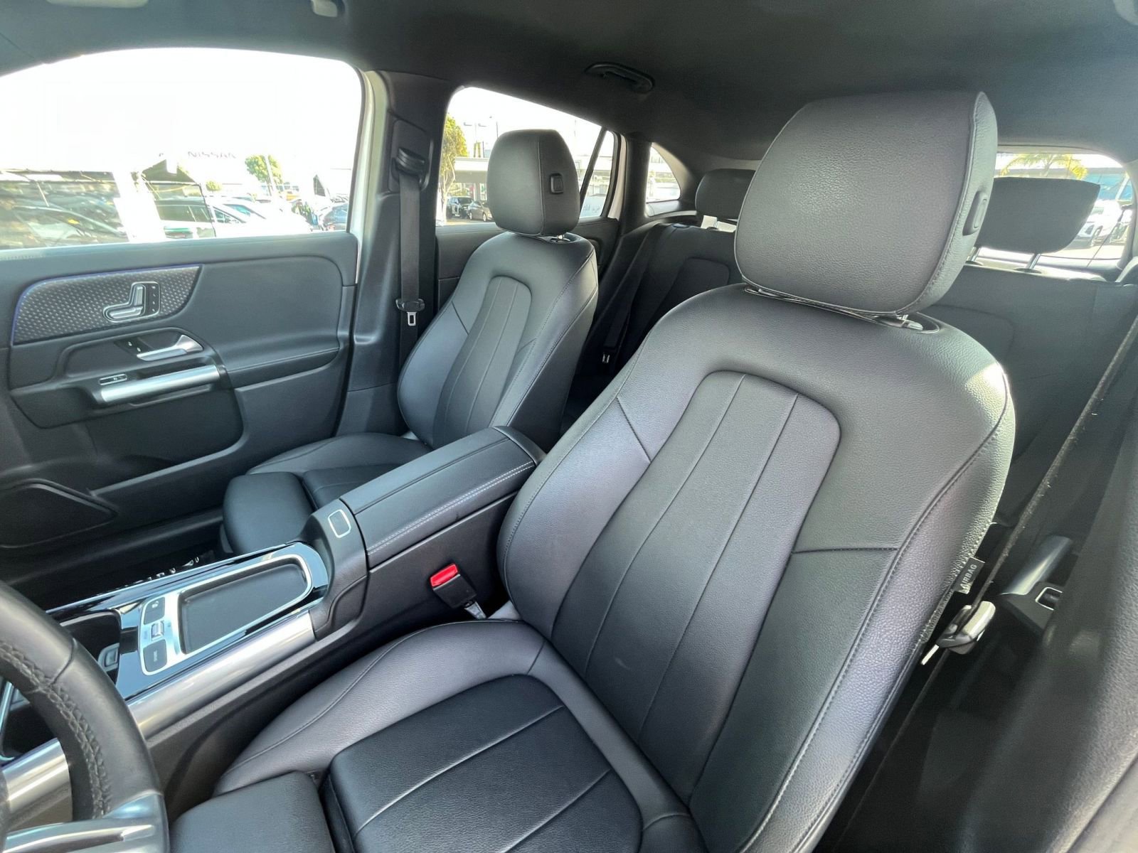 Thumbnail: 2025 Mercedes-Benz GLA - 28