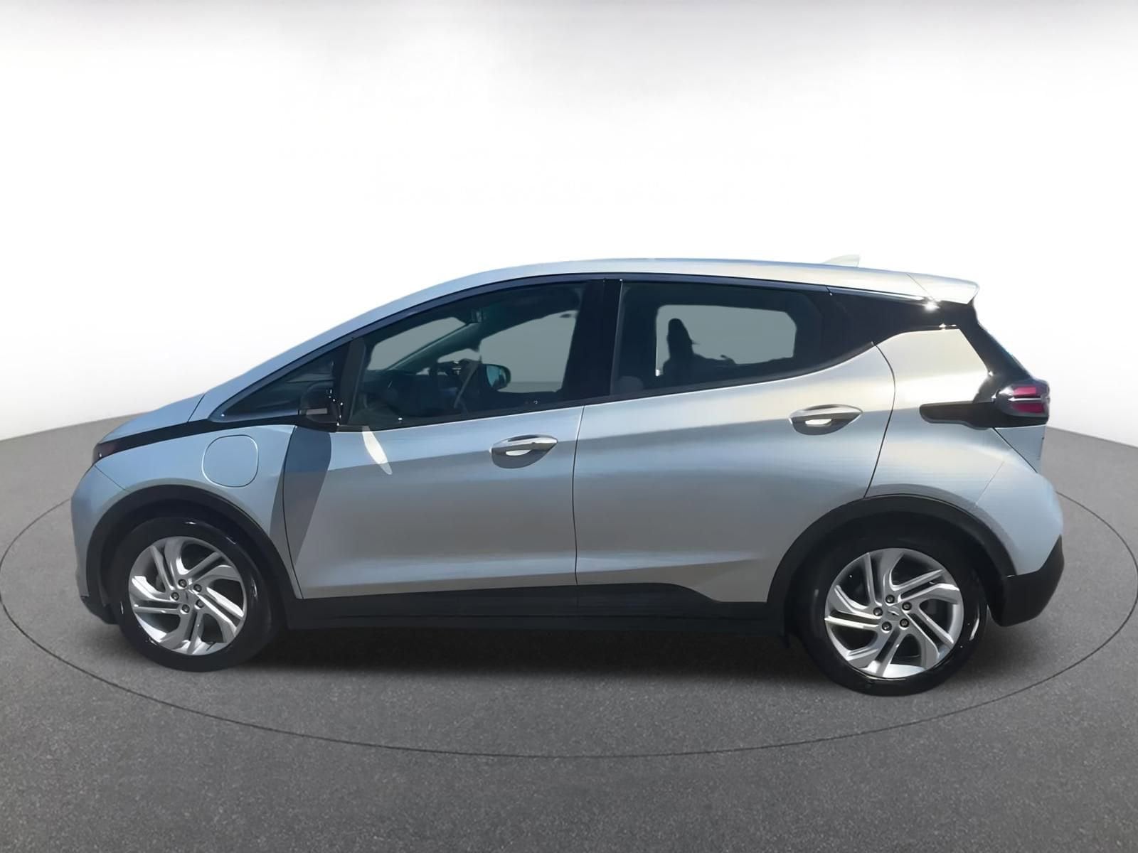 Thumbnail: 2023 Chevrolet Bolt EV - 7