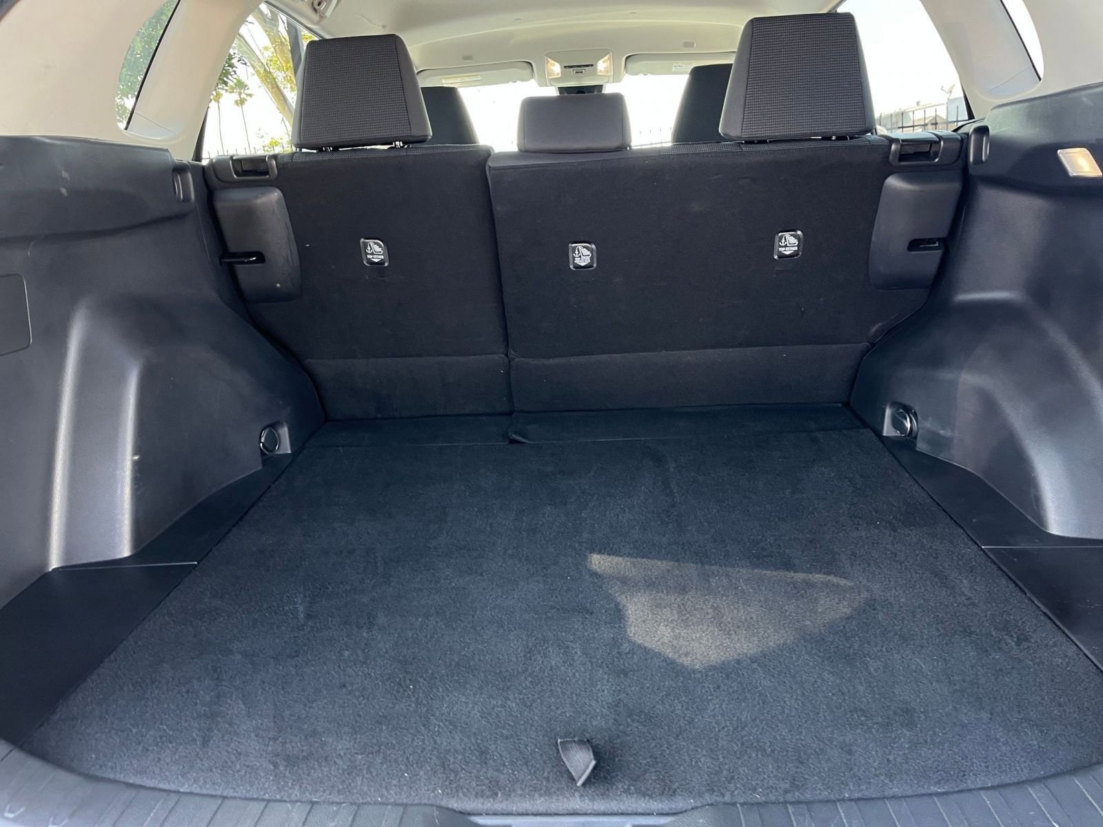 Thumbnail: 2025 Toyota RAV4 - 31