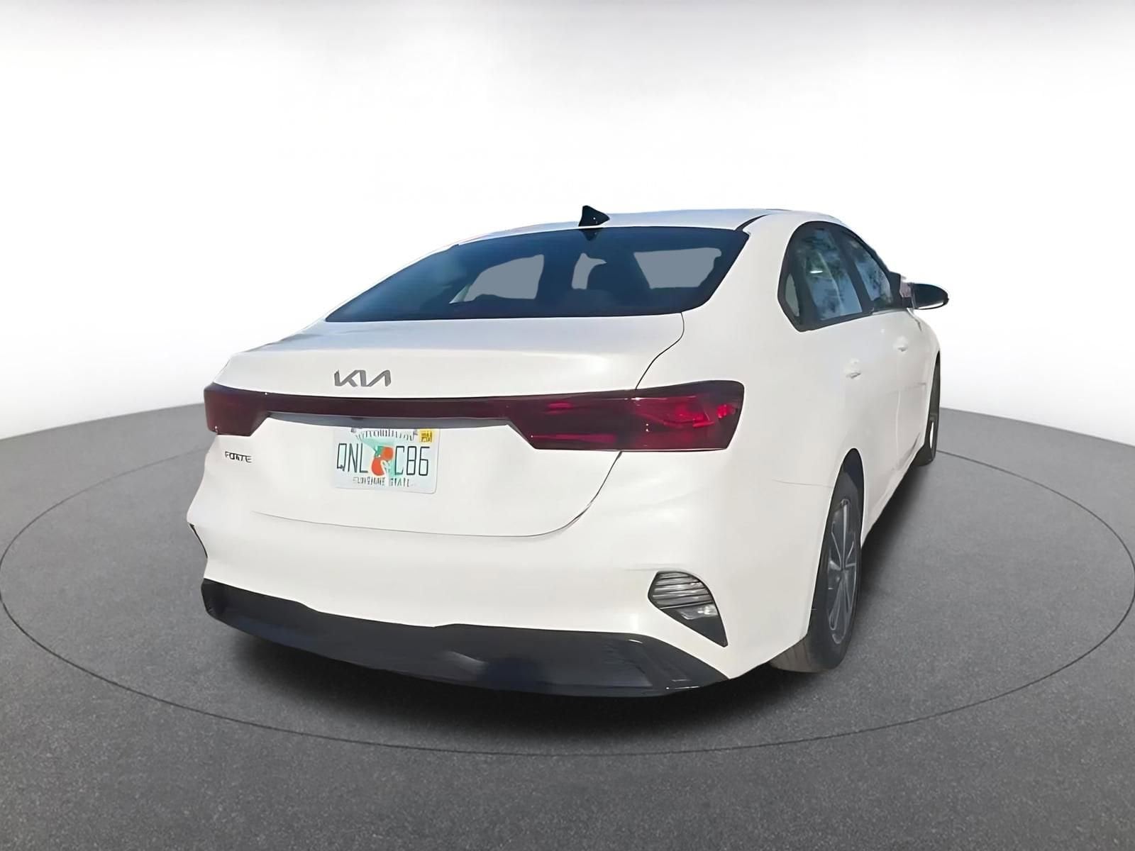 Thumbnail: 2023 Kia Forte - 14