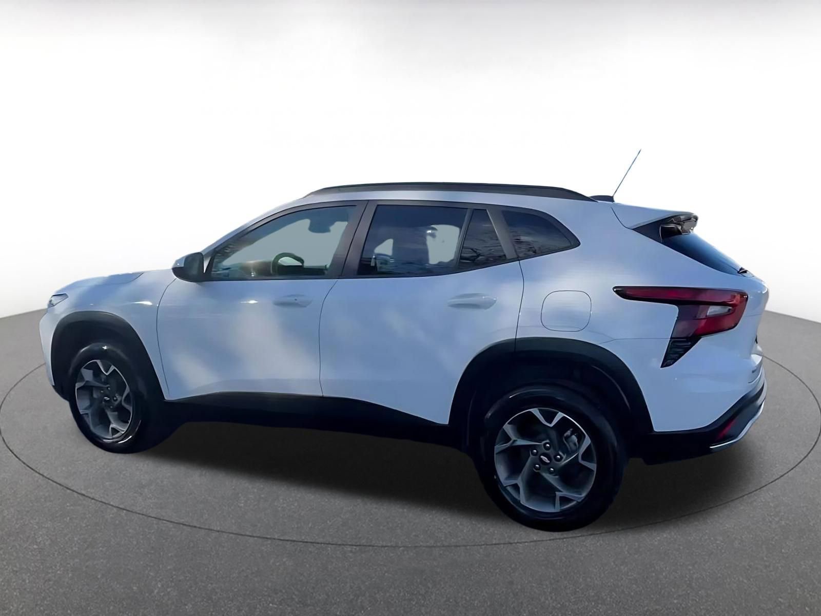 Thumbnail: 2025 Chevrolet Trax - 10