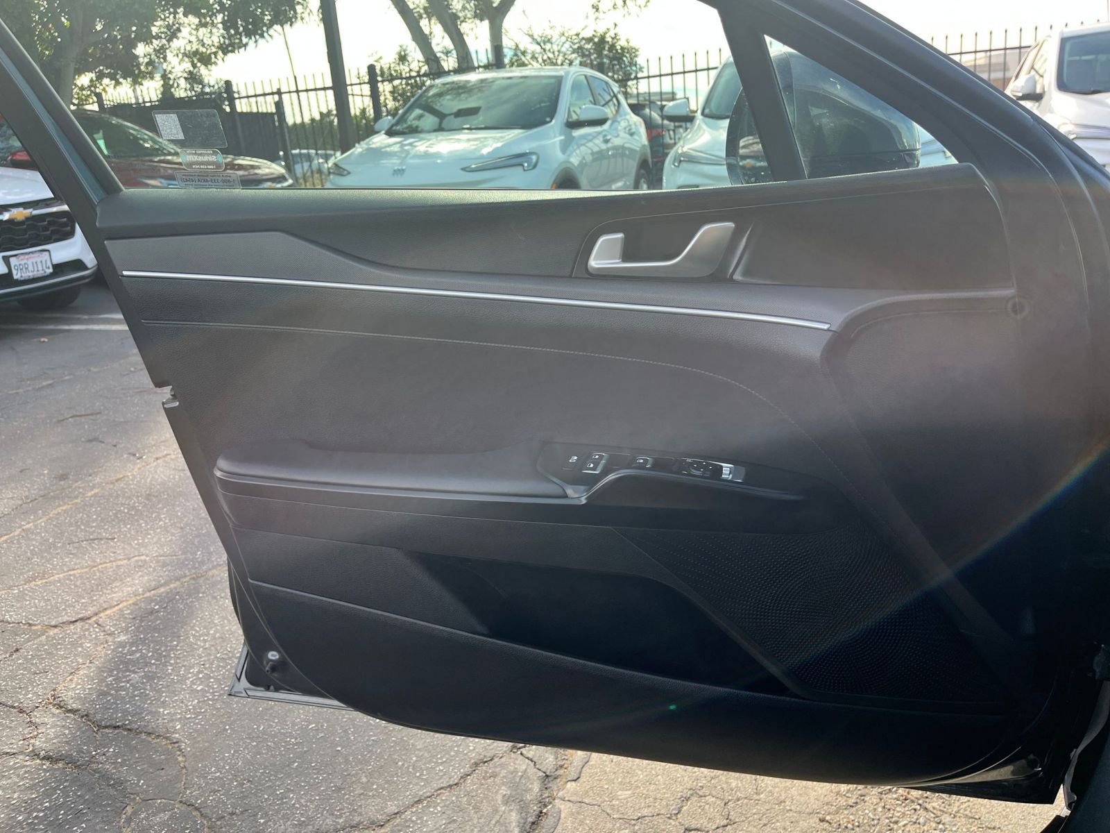 Thumbnail: 2025 Kia K5 - 18