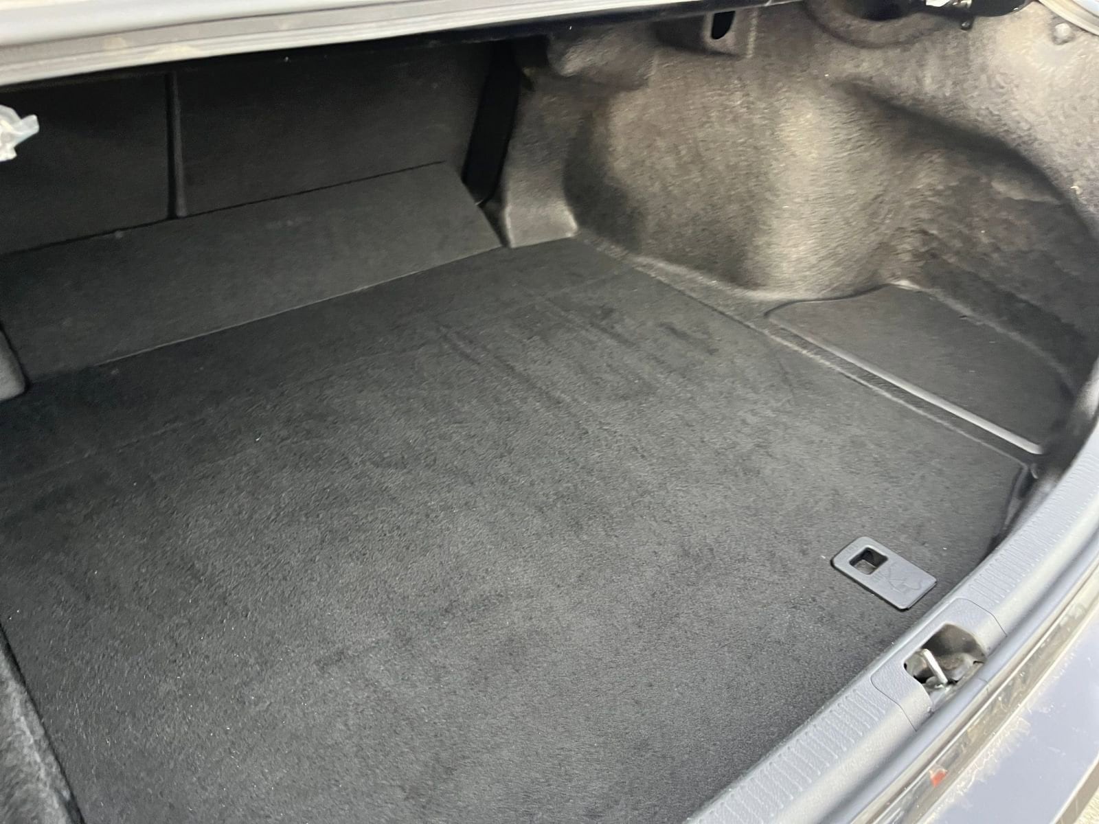 Thumbnail: 2025 Toyota Camry - 31