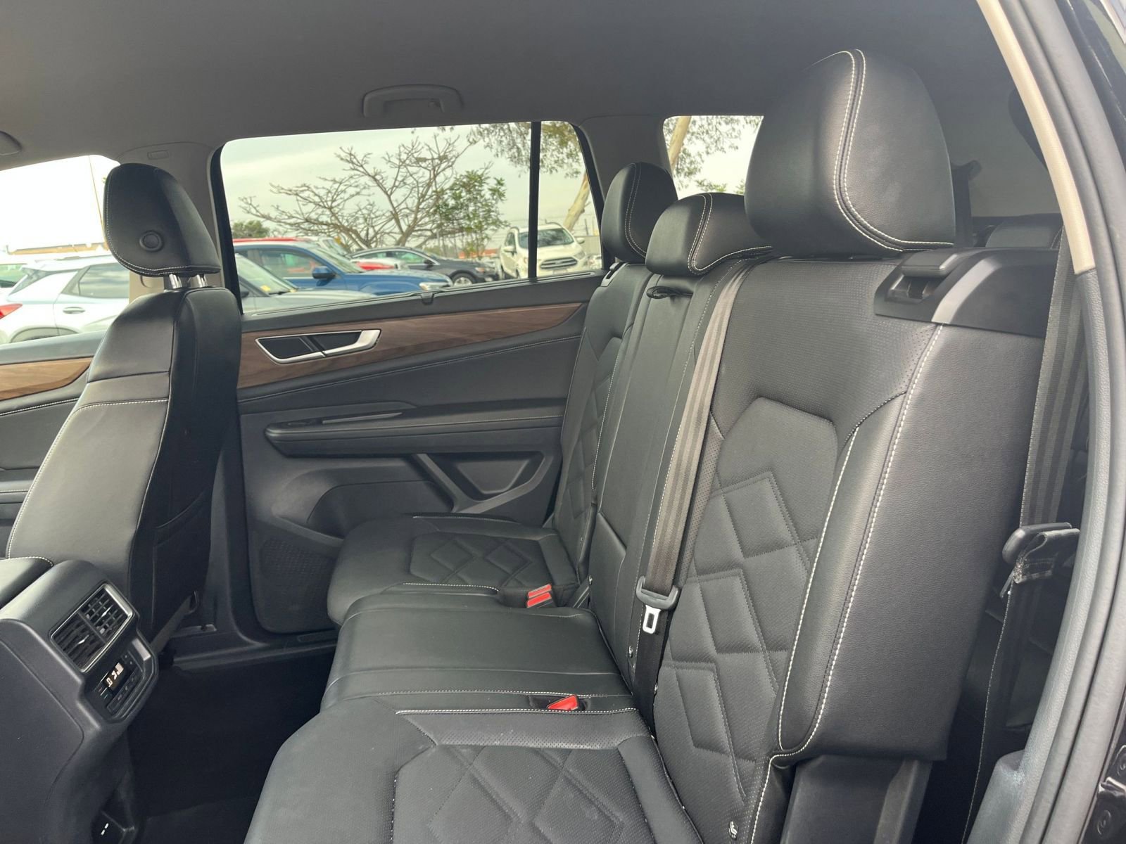 Thumbnail: 2025 Volkswagen Atlas - 25