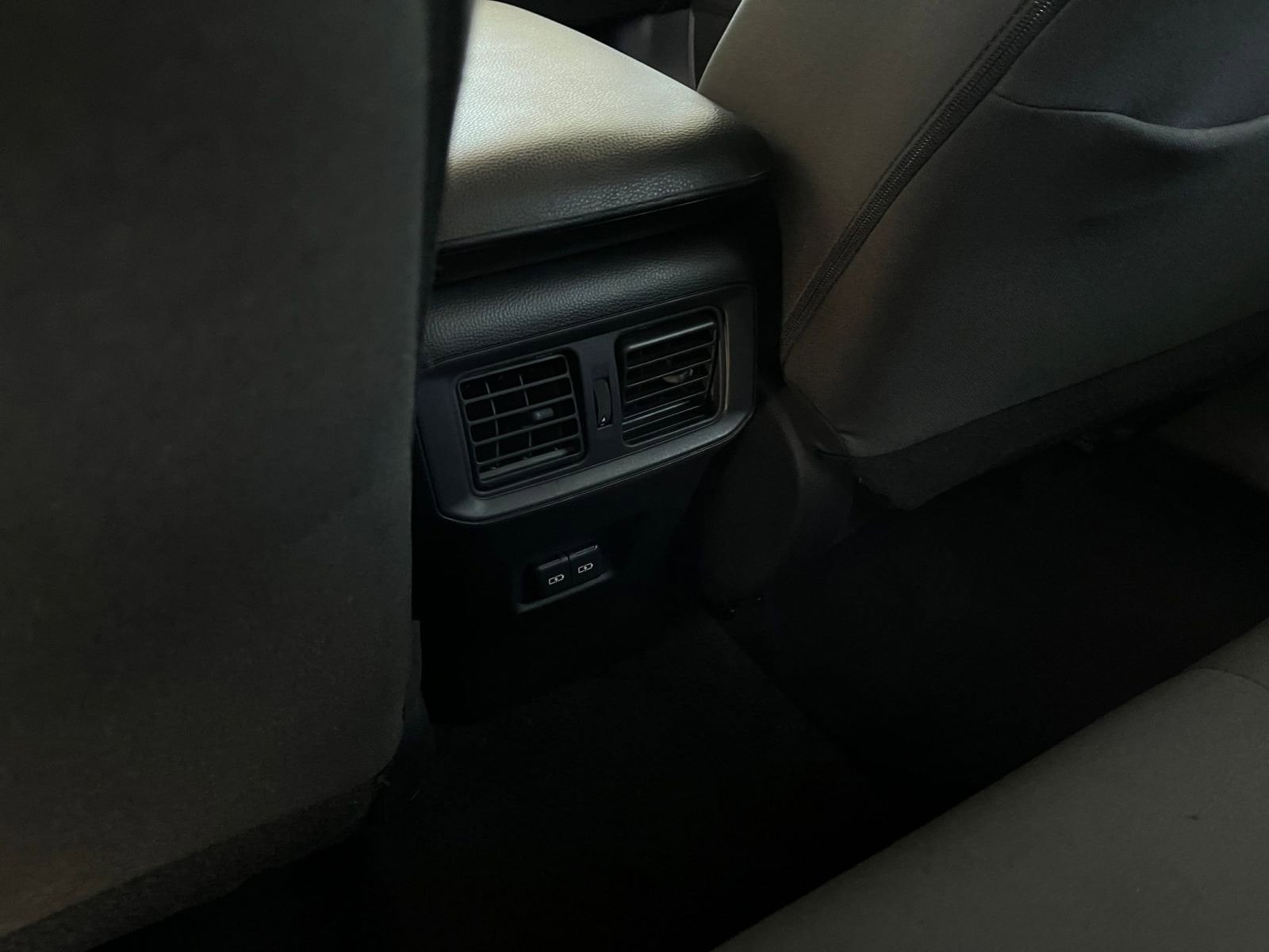 Thumbnail: 2024 Toyota RAV4 - 20