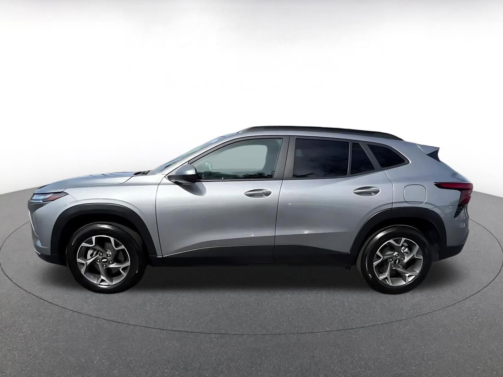 Thumbnail: 2025 Chevrolet Trax - 9