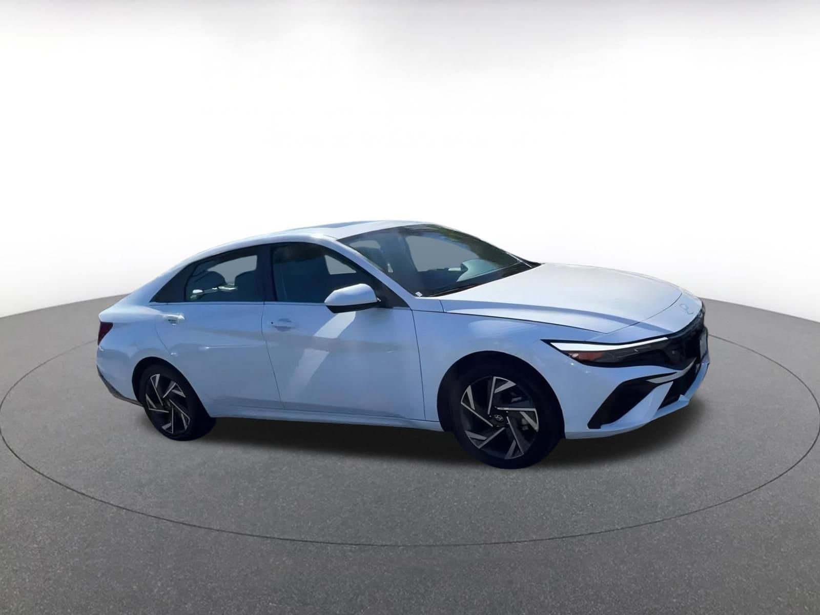 Thumbnail: 2025 Hyundai Elantra - 2