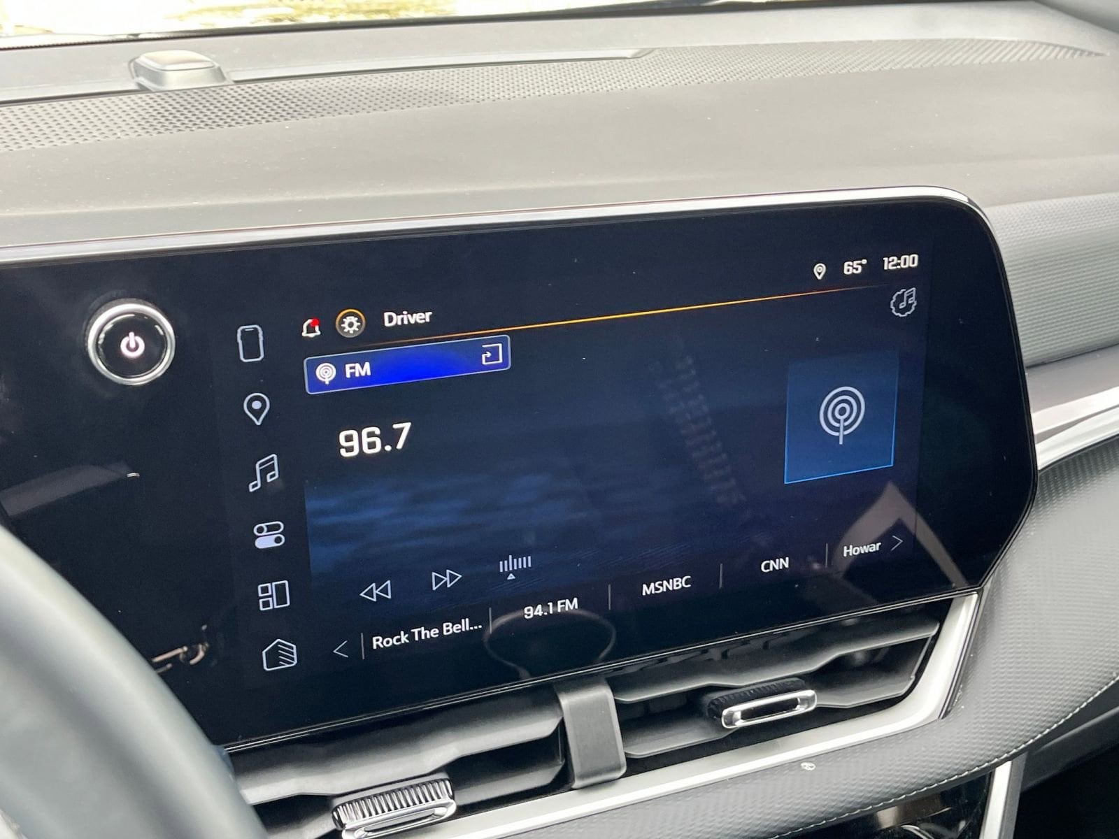 Thumbnail: 2025 Chevrolet Equinox - 21