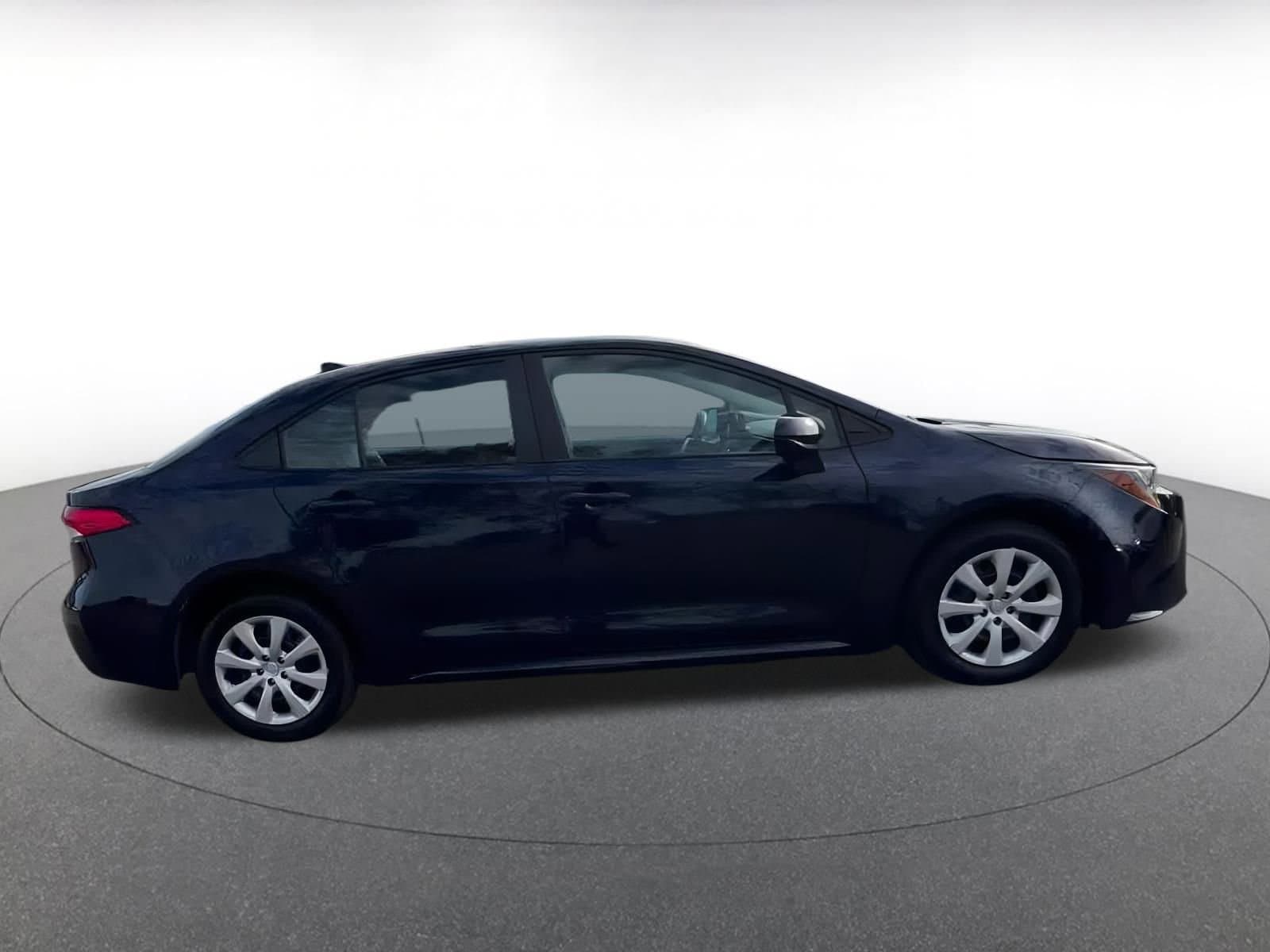 Thumbnail: 2025 Toyota Corolla - 16
