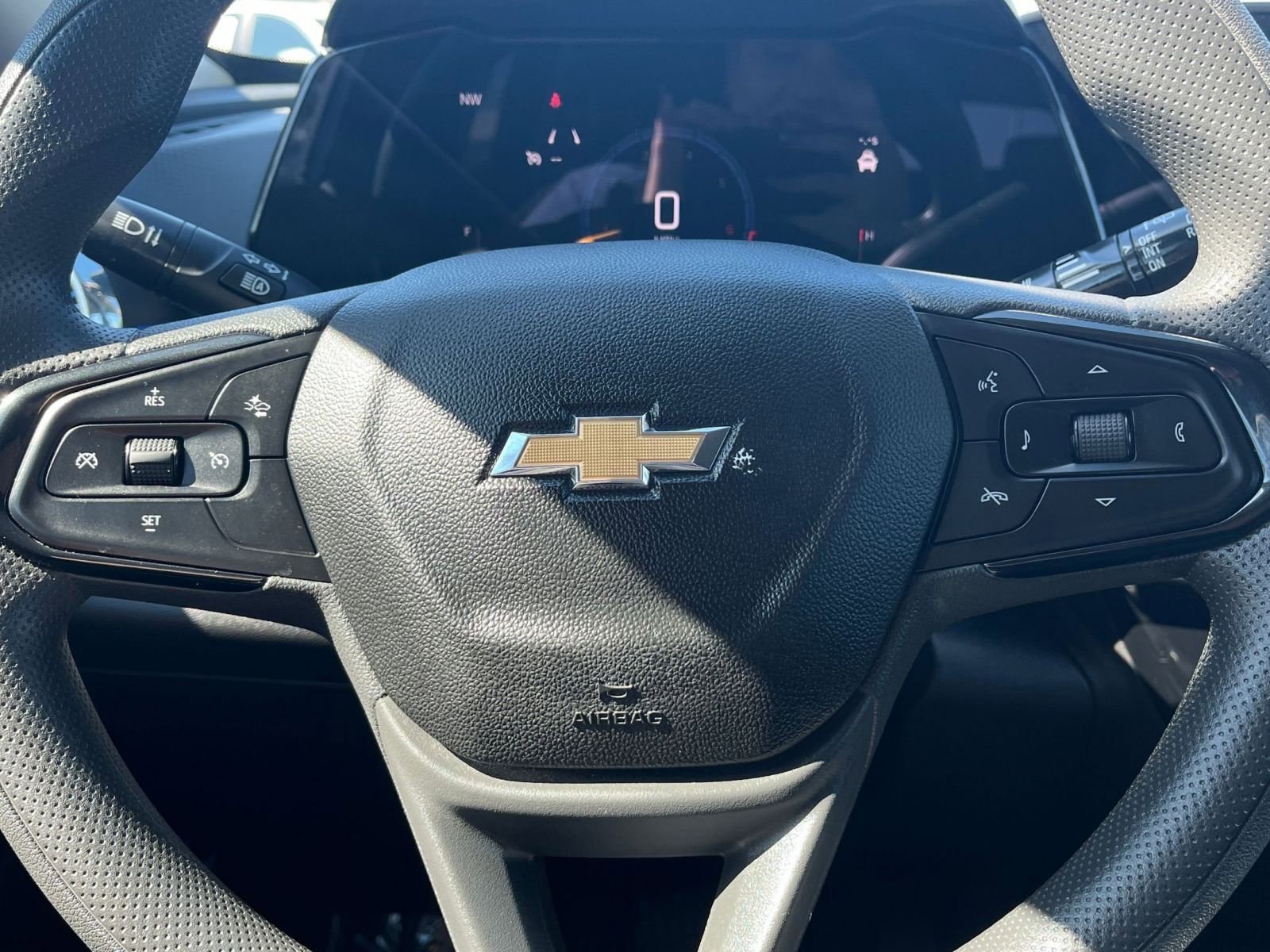 Thumbnail: 2025 Chevrolet Trax - 29