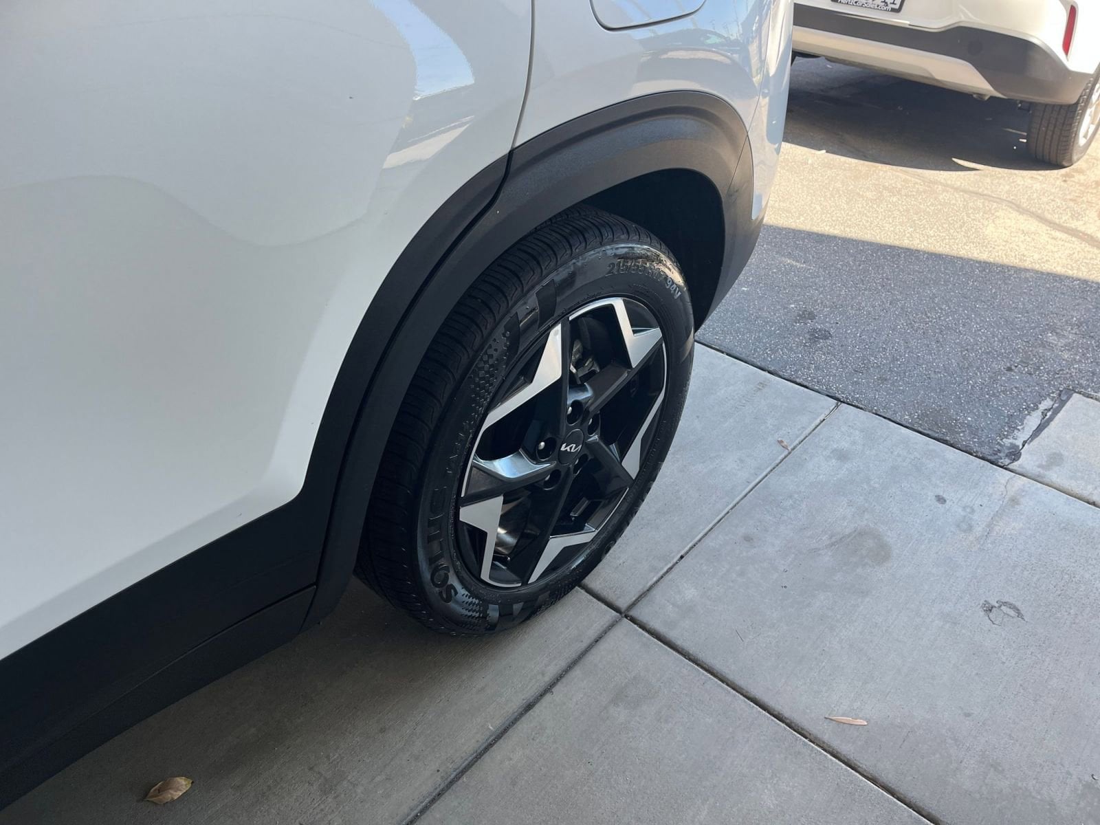 Thumbnail: 2025 Kia Seltos - 32