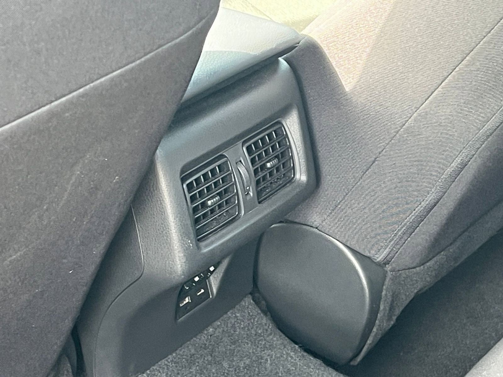 Thumbnail: 2025 Toyota Camry - 24