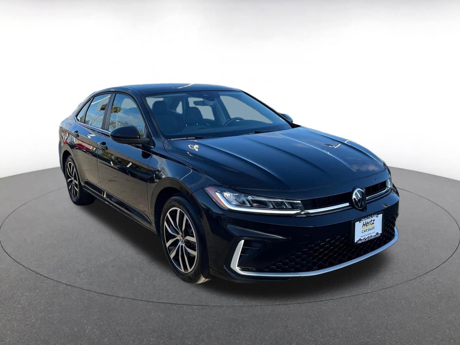 Thumbnail: 2025 Volkswagen Jetta - 1