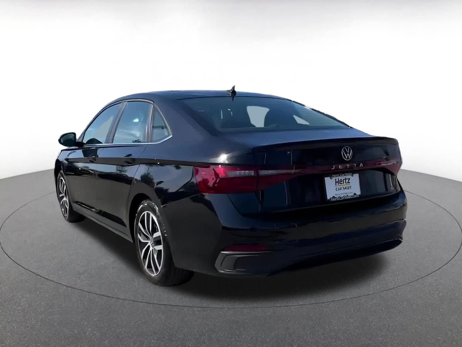 Thumbnail: 2025 Volkswagen Jetta - 11