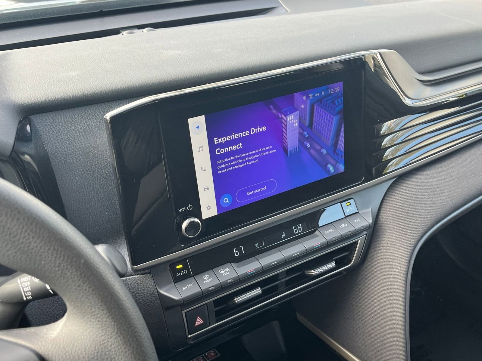 Thumbnail: 2025 Toyota Camry - 18