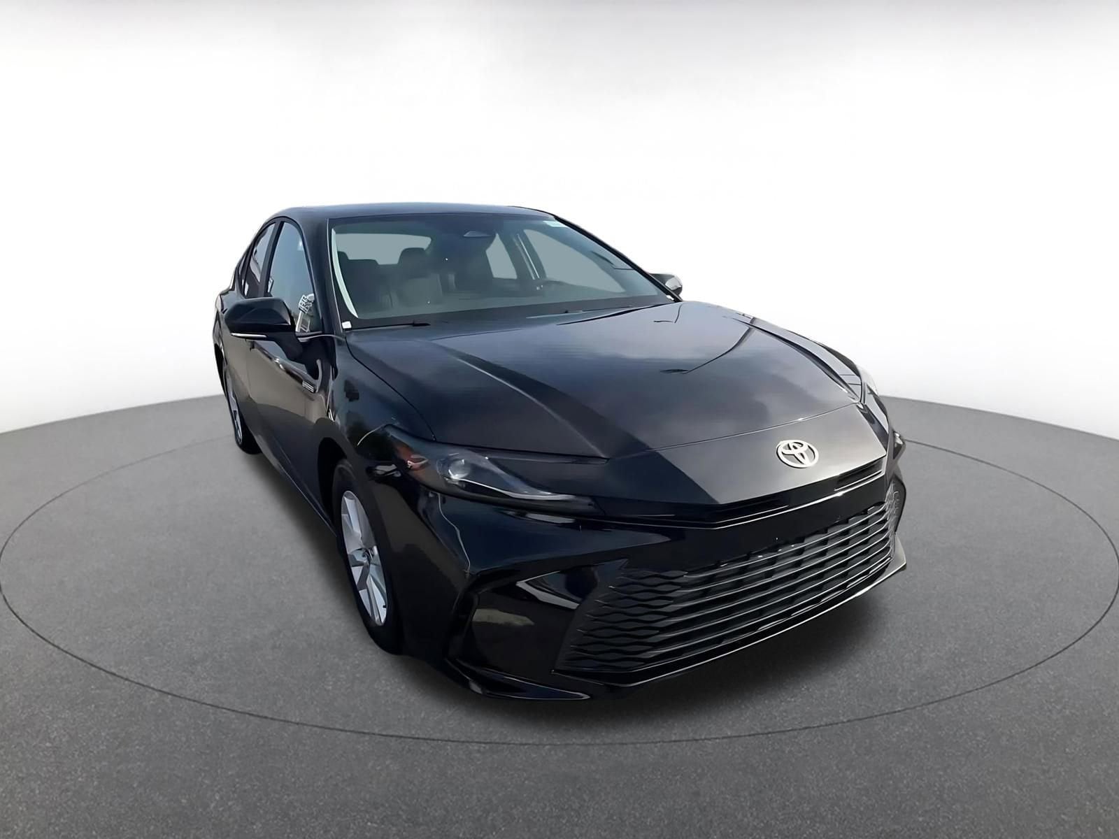 Thumbnail: 2025 Toyota Camry - 3