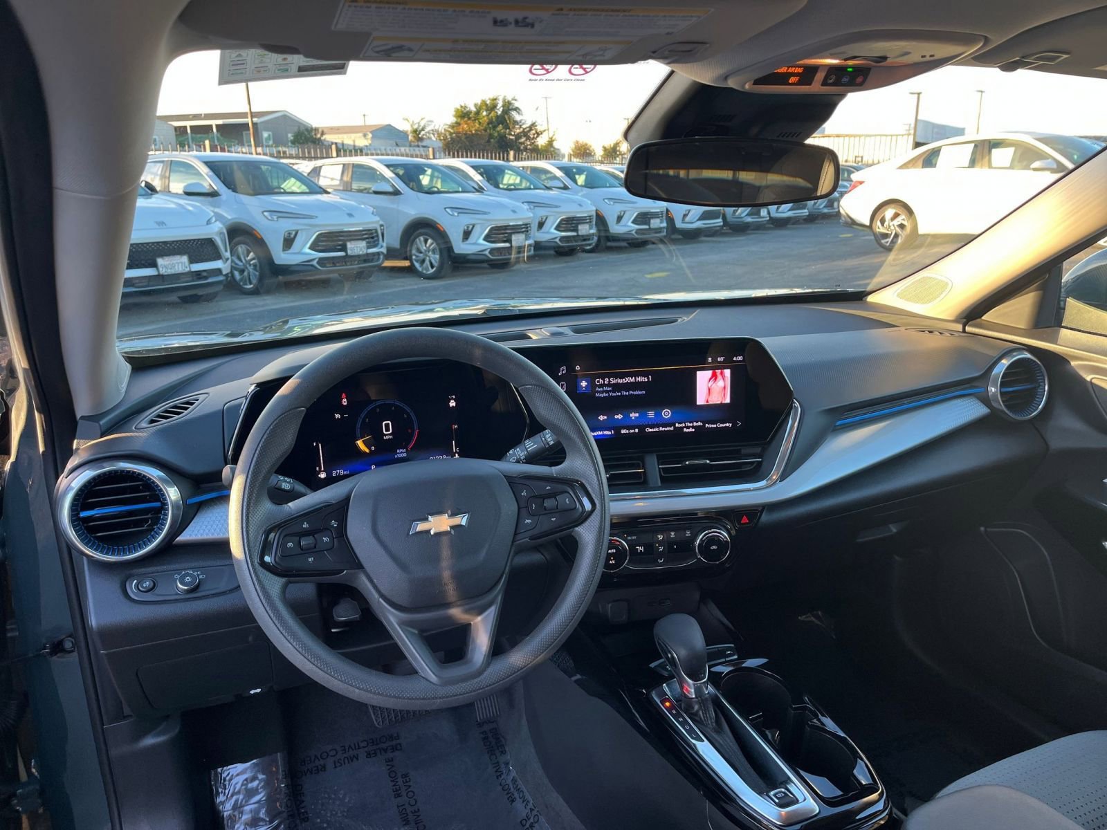 Thumbnail: 2025 Chevrolet Trax - 33