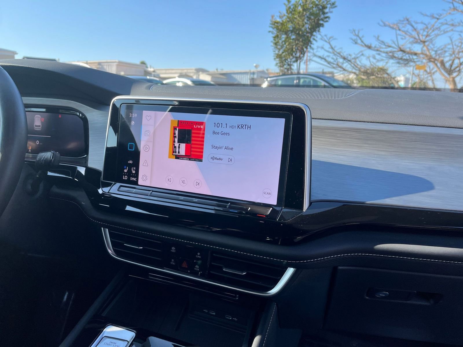 Thumbnail: 2025 Volkswagen Atlas - 18