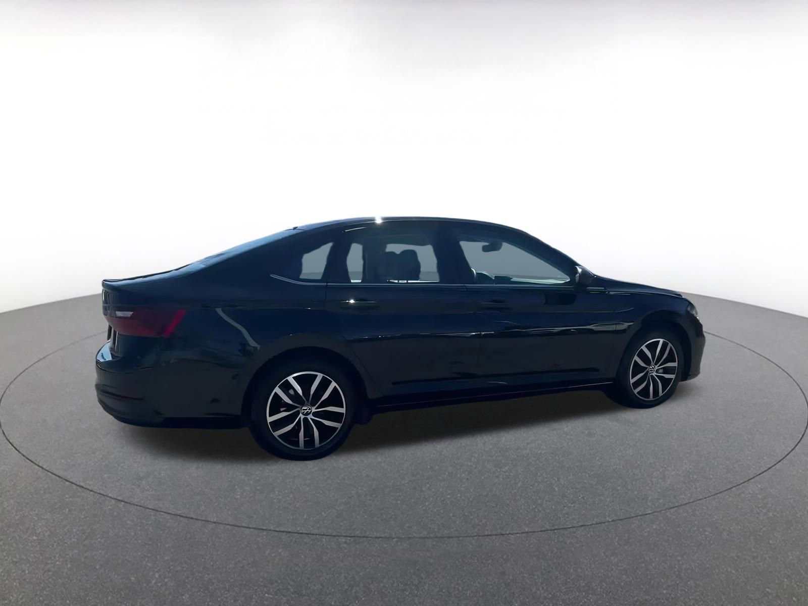 Thumbnail: 2025 Volkswagen Jetta - 14