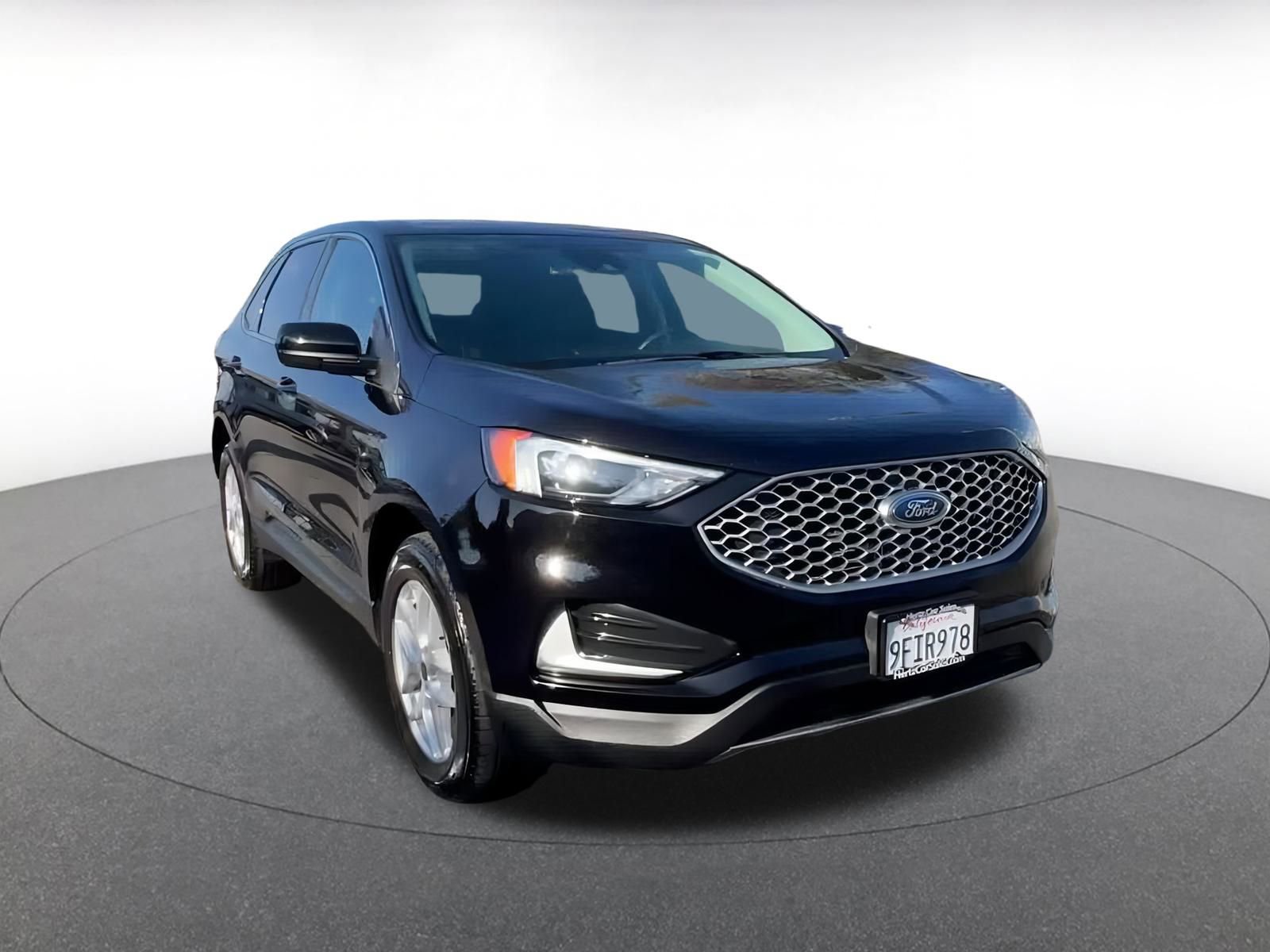 Thumbnail: 2023 Ford Edge - 3